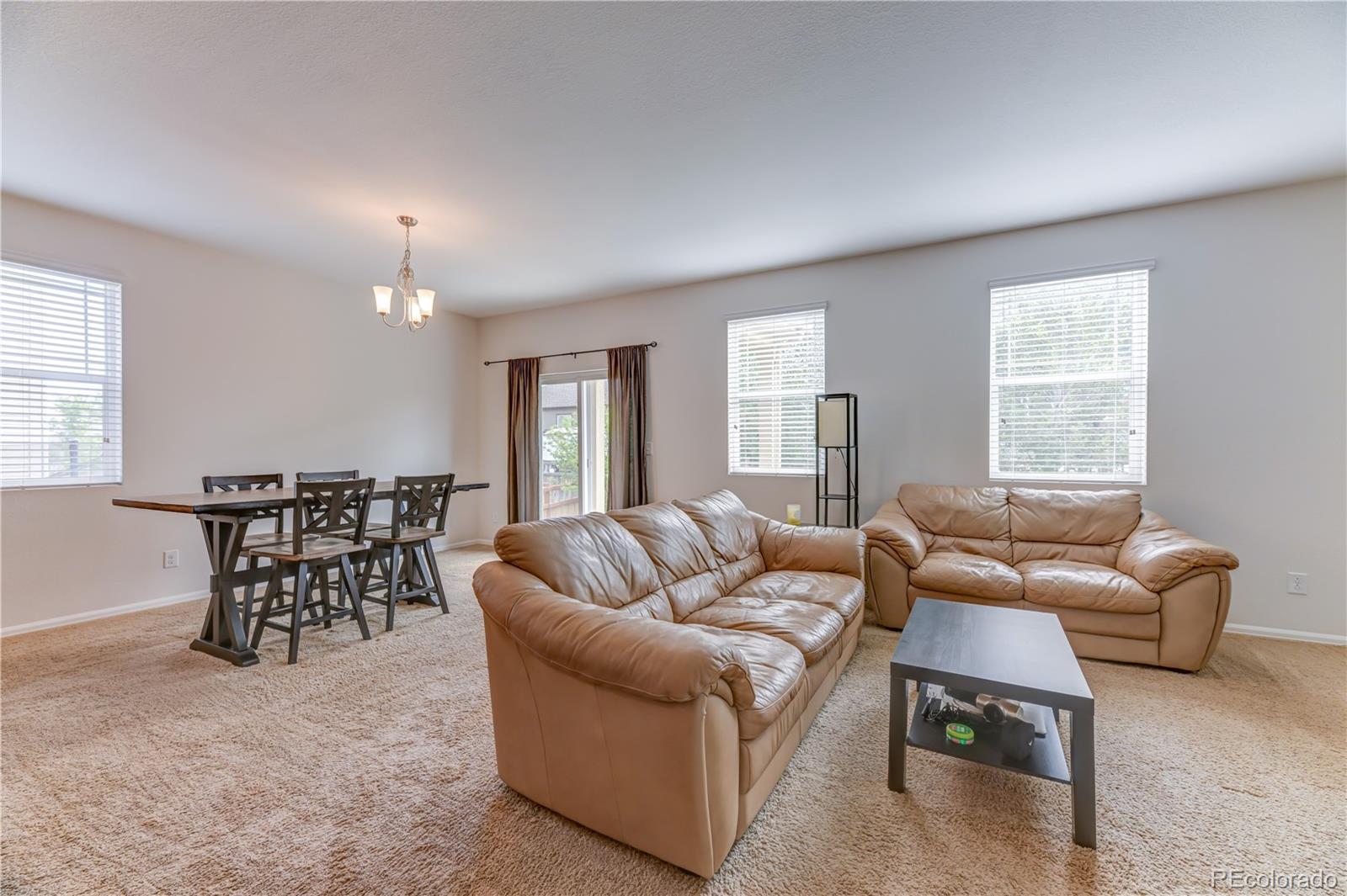 6434 Ensenada Court, Aurora, CO 80019, 3 Bedrooms Bedrooms, ,2 BathroomsBathrooms,Residential,For Sale,Ensenada,REC8206202