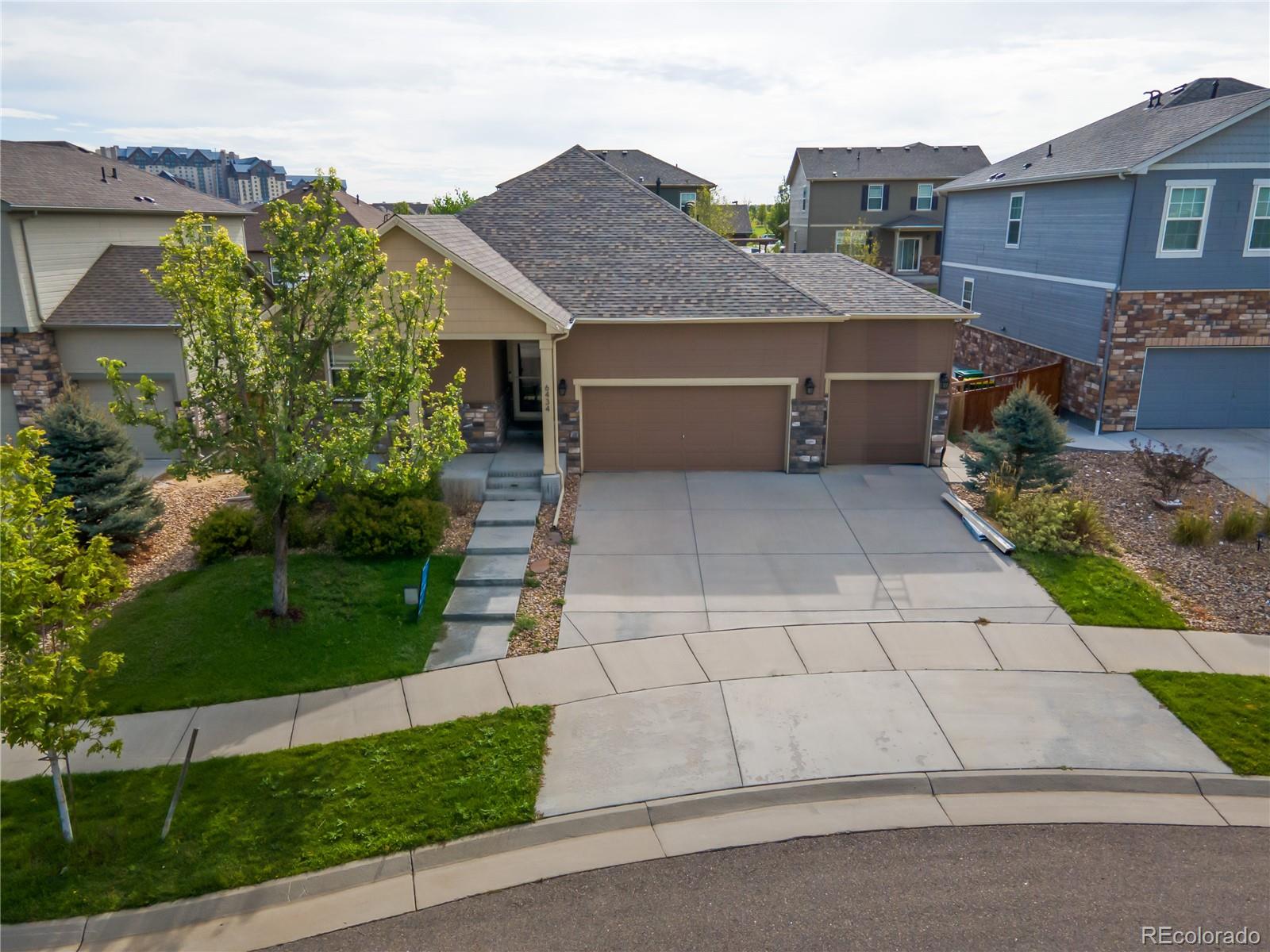 6434 Ensenada Court, Aurora, CO 80019, 3 Bedrooms Bedrooms, ,2 BathroomsBathrooms,Residential,For Sale,Ensenada,REC8206202