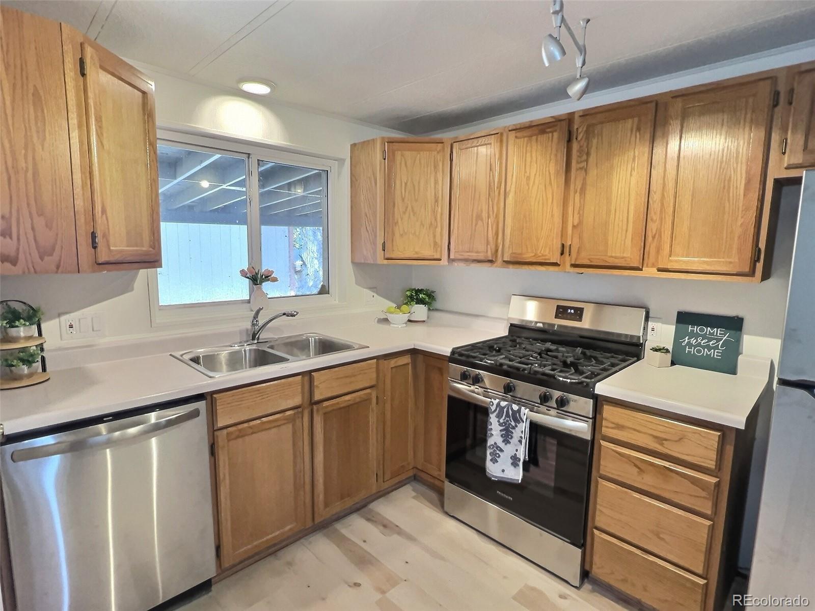 10910 Turner Unit 58 Boulevard, Longmont, CO 80504, 2 Bedrooms Bedrooms, ,2 BathroomsBathrooms,Residential,For Sale,Turner Unit 58,REC3352359