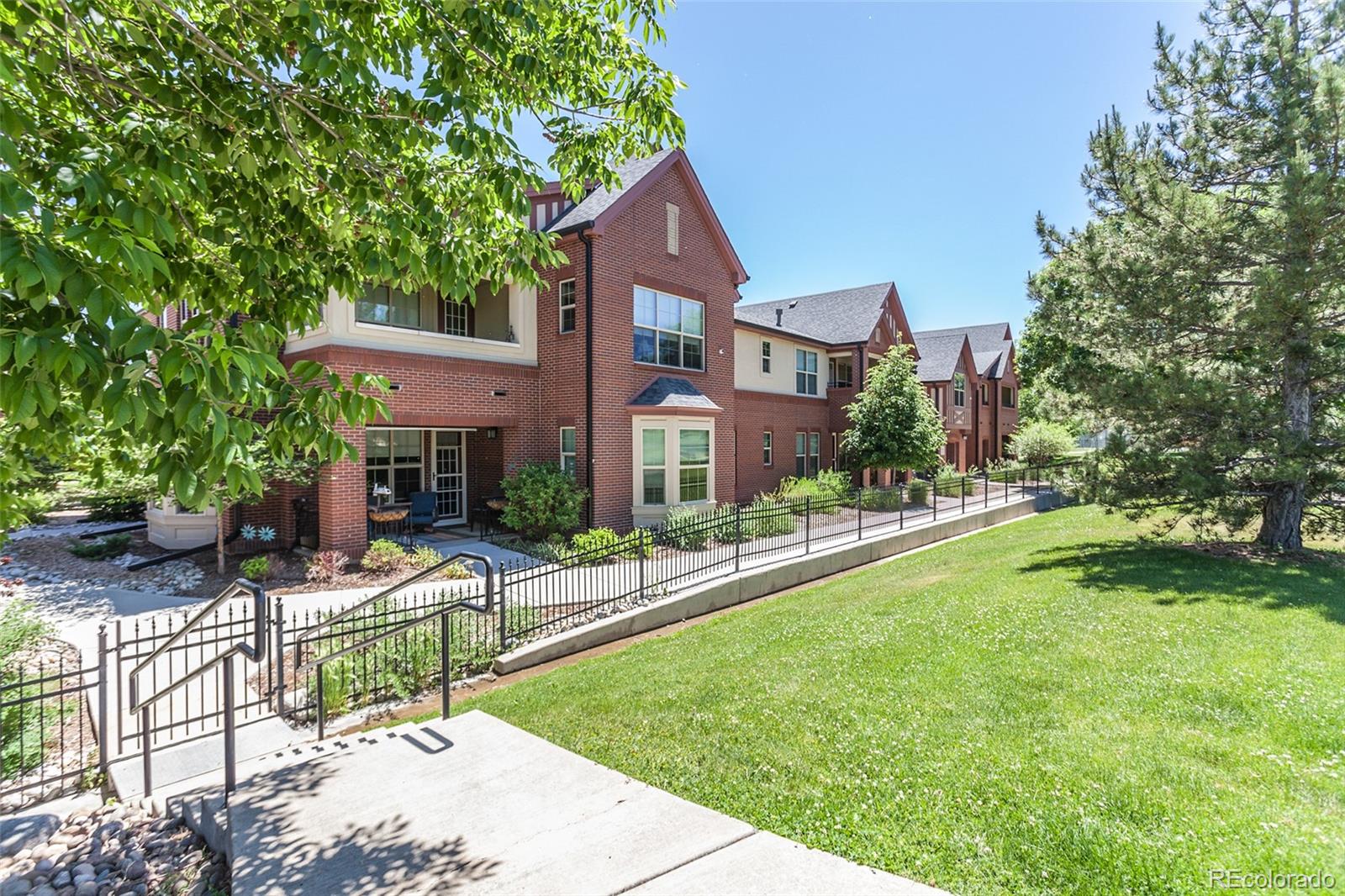 1379 Charles Drive #5, Longmont, CO 80503, 2 Bedrooms Bedrooms, ,1 BathroomBathrooms,Residential,For Sale,Charles,REC4971897