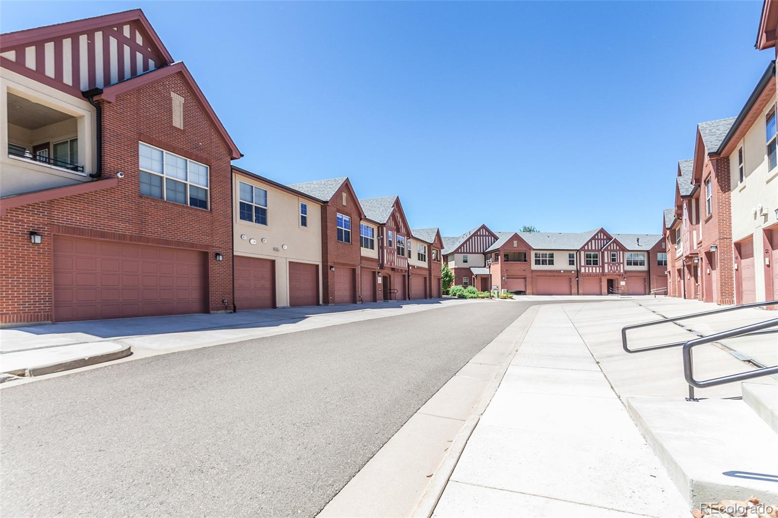 1379 Charles Drive #5, Longmont, CO 80503, 2 Bedrooms Bedrooms, ,1 BathroomBathrooms,Residential,For Sale,Charles,REC4971897