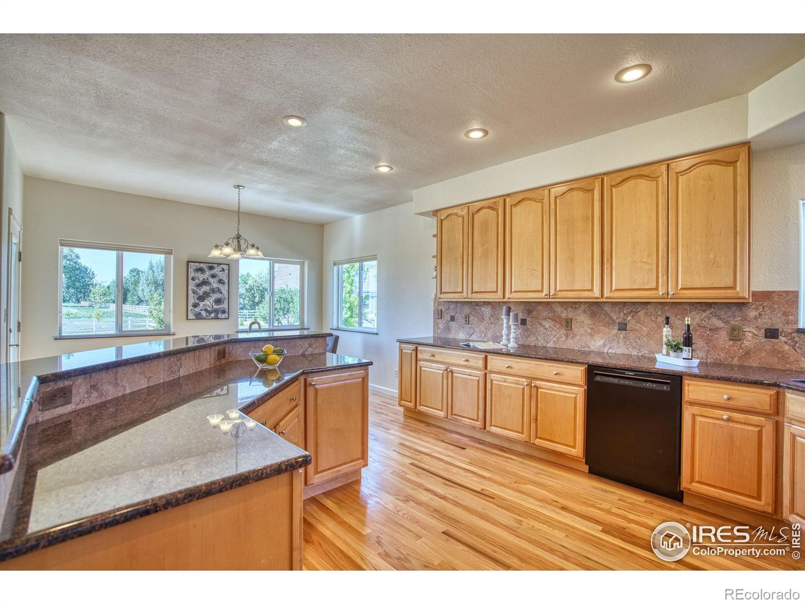 3560 Rinn Valley Drive, Longmont, CO 80504, 3 Bedrooms Bedrooms, ,4 BathroomsBathrooms,Residential,For Sale,Rinn Valley,RECIR1011747