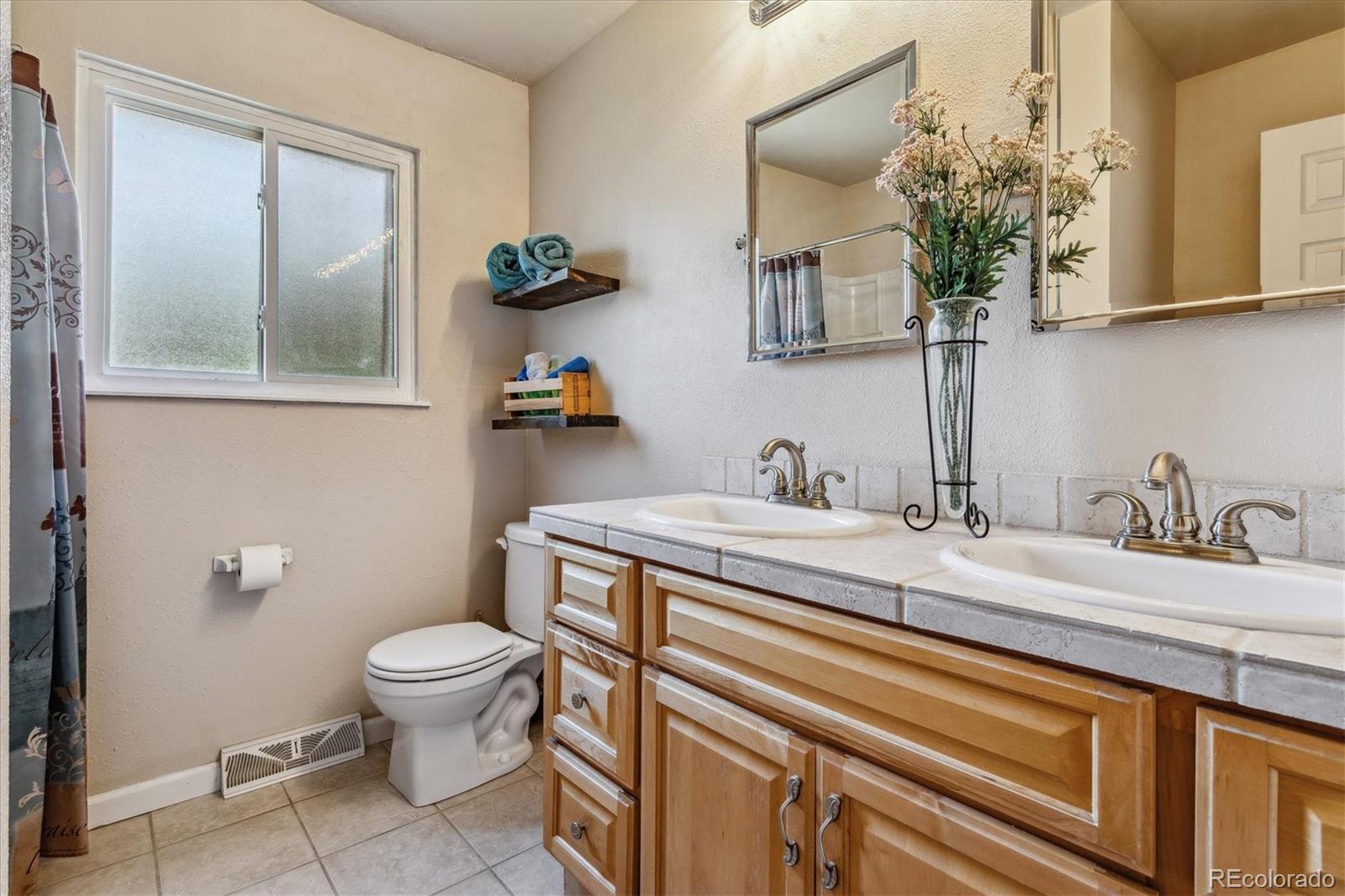 11499 Regency Place, Parker, CO 80138, 4 Bedrooms Bedrooms, ,4 BathroomsBathrooms,Residential,For Sale,Regency,REC5799267