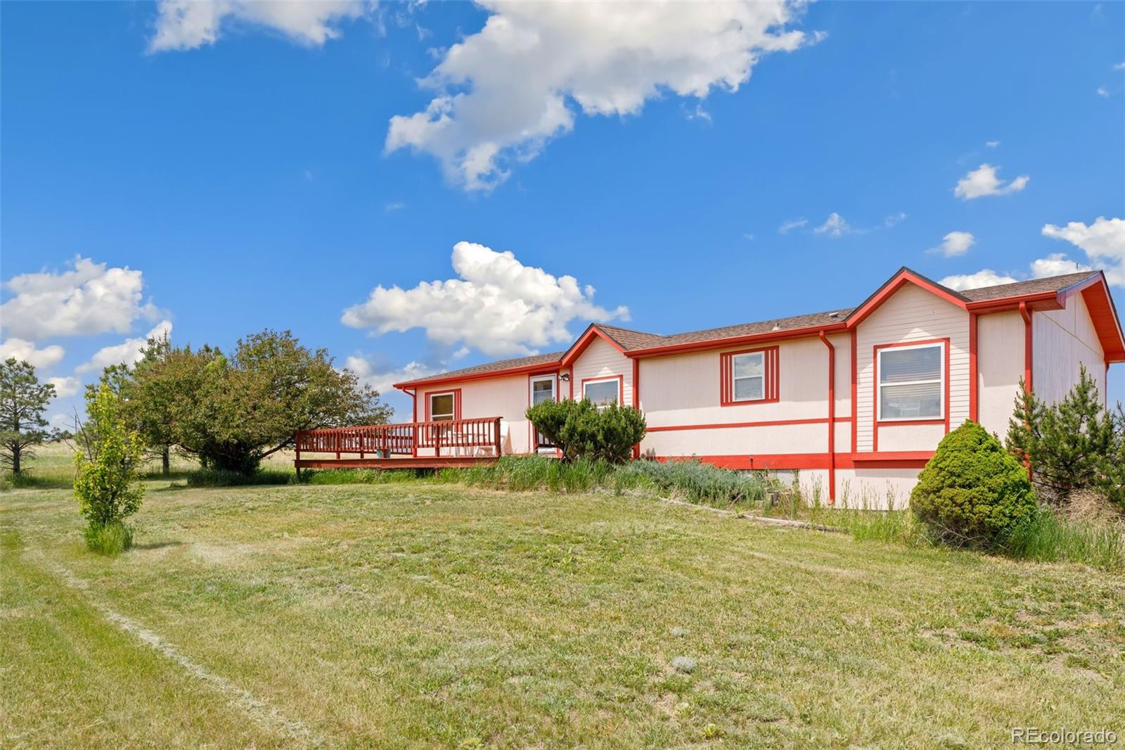 12155 Mesa View Road, Larkspur, CO 80118, 3 Bedrooms Bedrooms, ,2 BathroomsBathrooms,Residential,For Sale,Mesa View,REC9548935