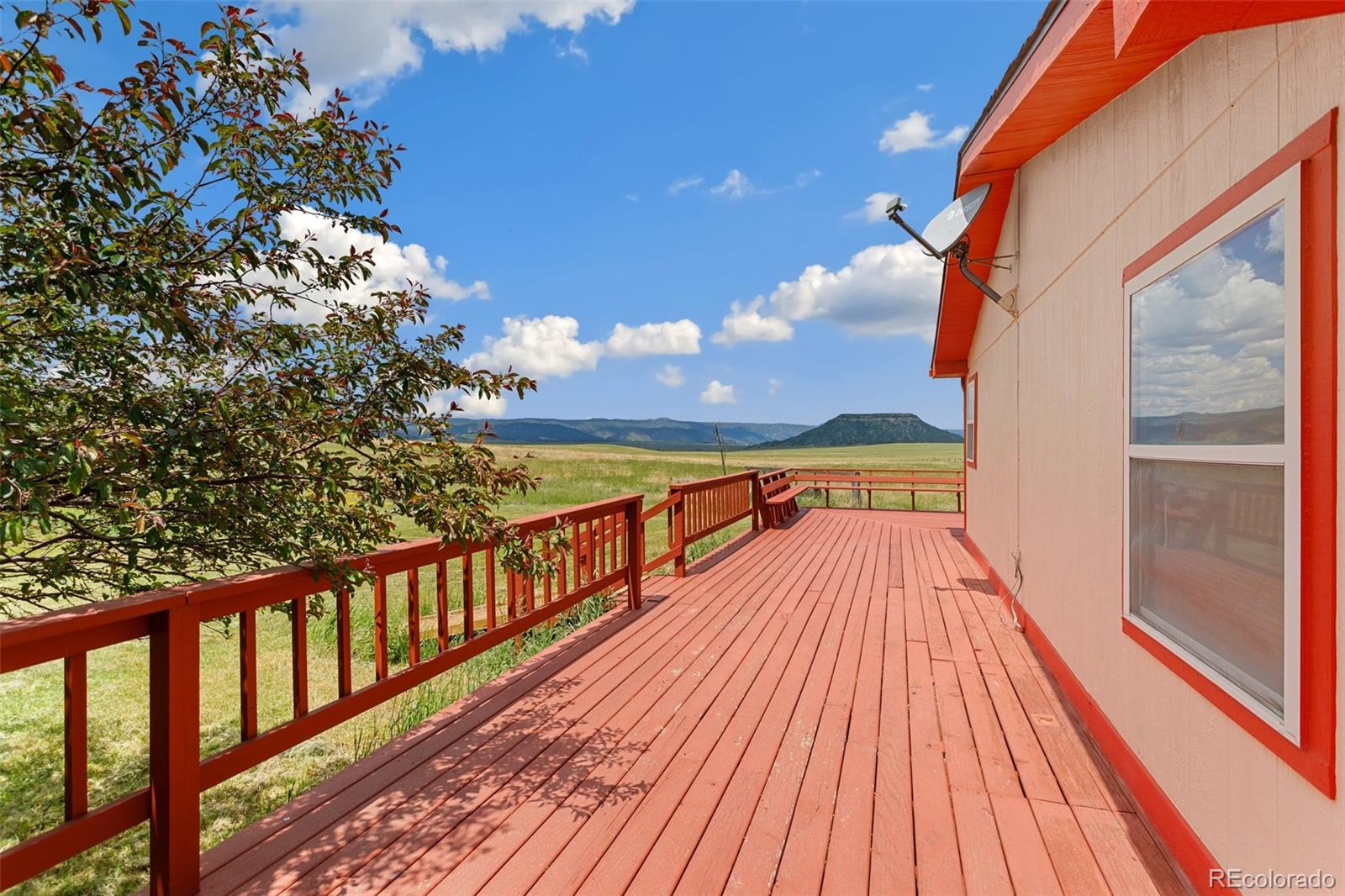 12155 Mesa View Road, Larkspur, CO 80118, 3 Bedrooms Bedrooms, ,2 BathroomsBathrooms,Residential,For Sale,Mesa View,REC9548935