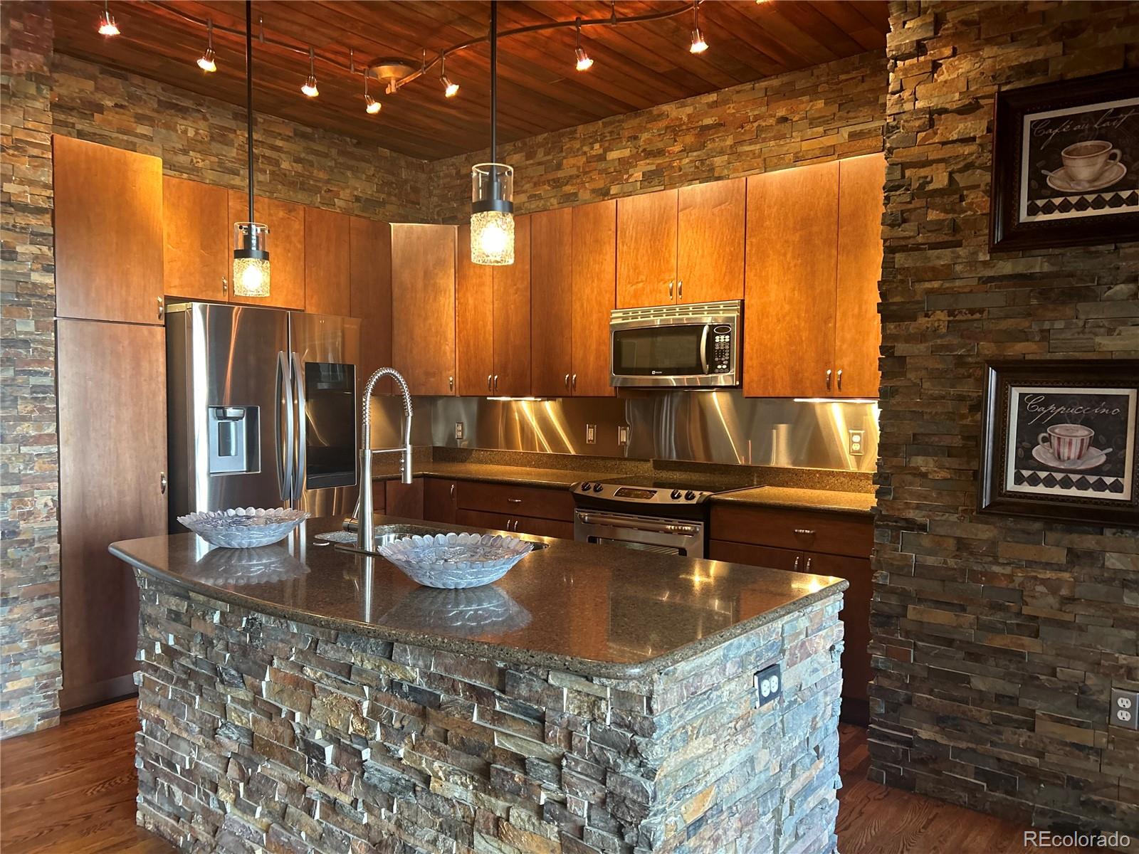 10111 Inverness Main Street #223, Englewood, CO 80112, 3 Bedrooms Bedrooms, ,3 BathroomsBathrooms,Residential,For Sale,Vallagio at Inverness,Inverness Main,REC6431308