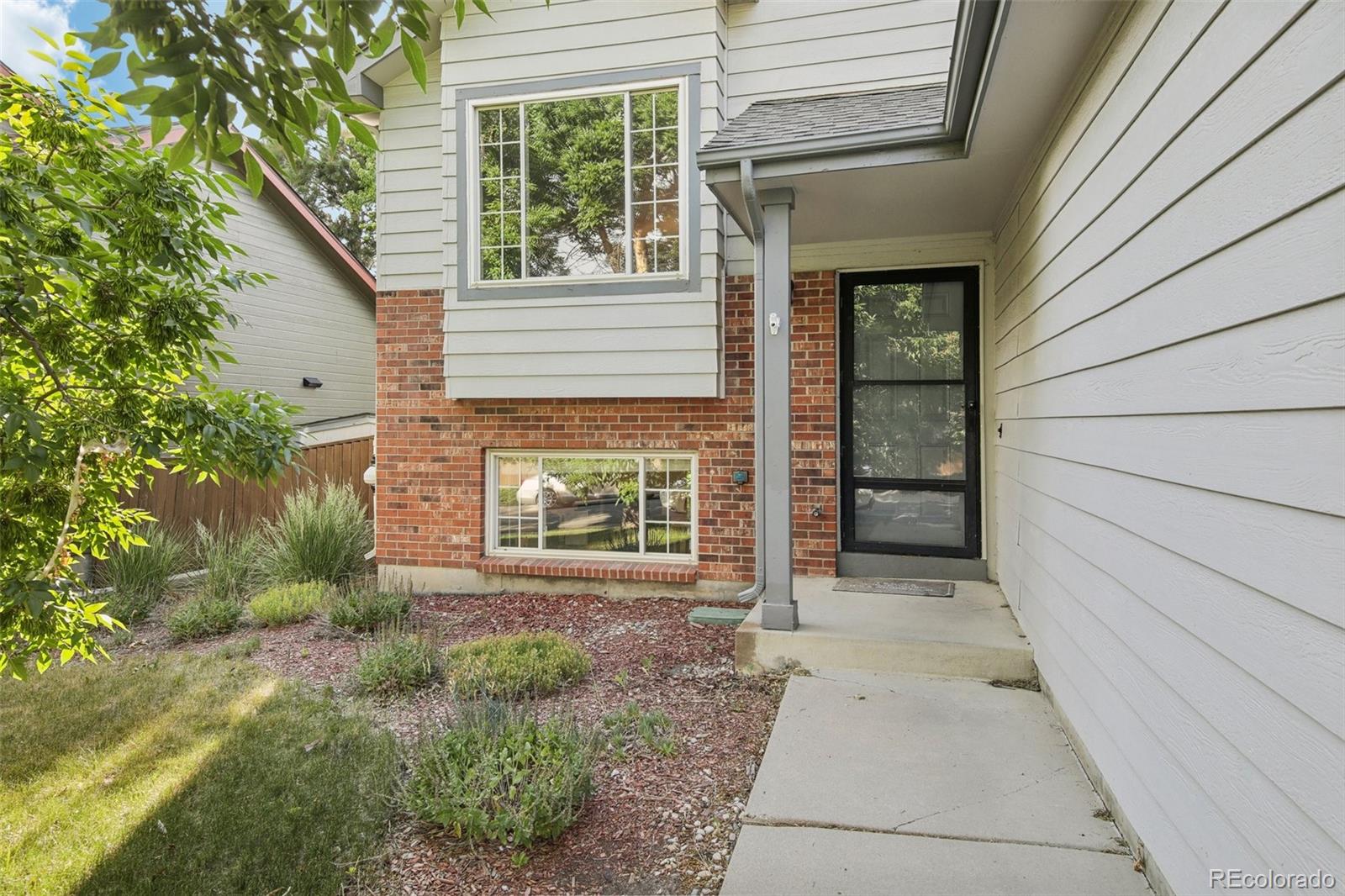 9501 Burlington Lane, Highlands Ranch, CO 80130, 4 Bedrooms Bedrooms, ,2 BathroomsBathrooms,Residential,For Sale,Burlington,REC6279993