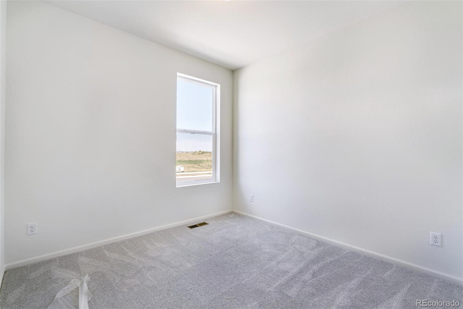 9360 Bahama Court, Commerce City, CO 80022, 3 Bedrooms Bedrooms, ,2 BathroomsBathrooms,Residential,For Sale,Bahama,REC1559220