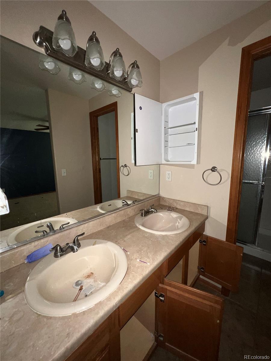 Restricted Address, Aurora, CO 80013, 3 Bedrooms Bedrooms, ,2 BathroomsBathrooms,Residential,For Sale,Truckee,REC8074240