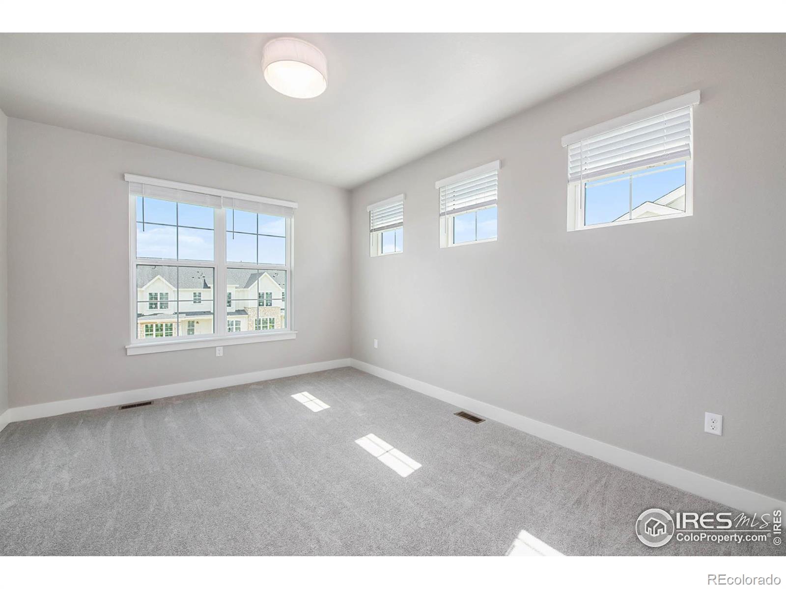 5058 Stonewall Street, Loveland, CO 80538, 3 Bedrooms Bedrooms, ,3 BathroomsBathrooms,Residential,For Sale,Stonewall,RECIR1012796