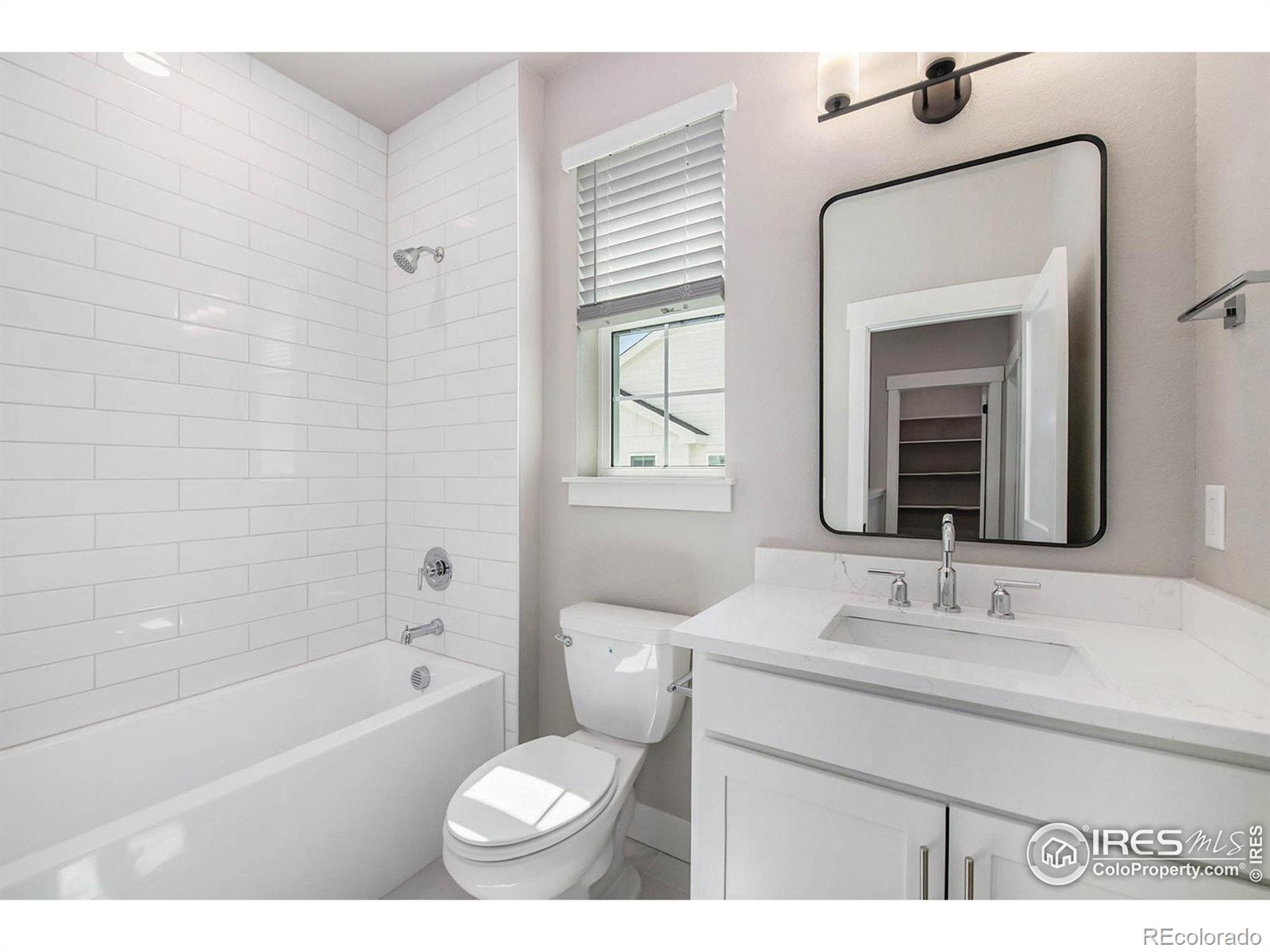 5058 Stonewall Street, Loveland, CO 80538, 3 Bedrooms Bedrooms, ,3 BathroomsBathrooms,Residential,For Sale,Stonewall,RECIR1012796