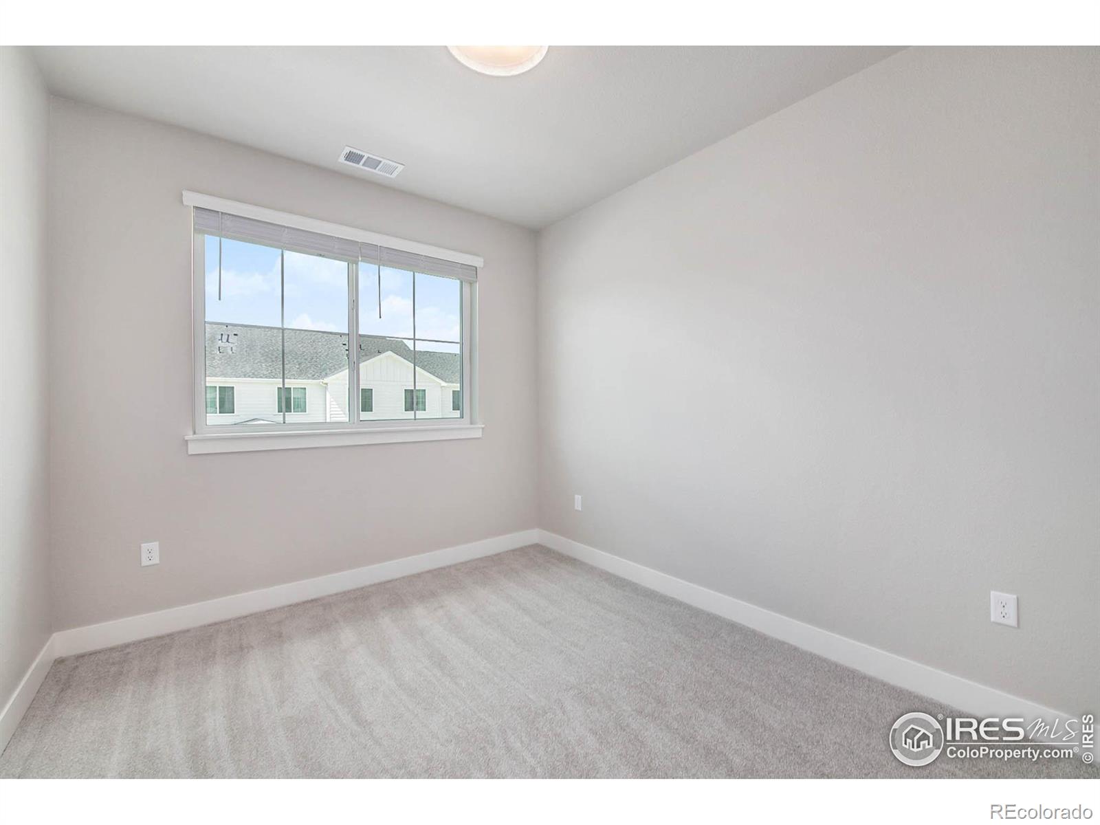 5058 Stonewall Street, Loveland, CO 80538, 3 Bedrooms Bedrooms, ,3 BathroomsBathrooms,Residential,For Sale,Stonewall,RECIR1012796