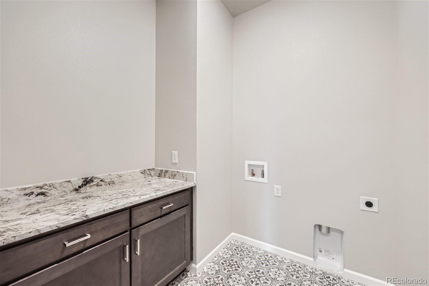 39 Leafy Aster Lane, Castle Rock, CO 80104, 2 Bedrooms Bedrooms, ,2 BathroomsBathrooms,Residential,For Sale,Leafy Aster,REC7637471