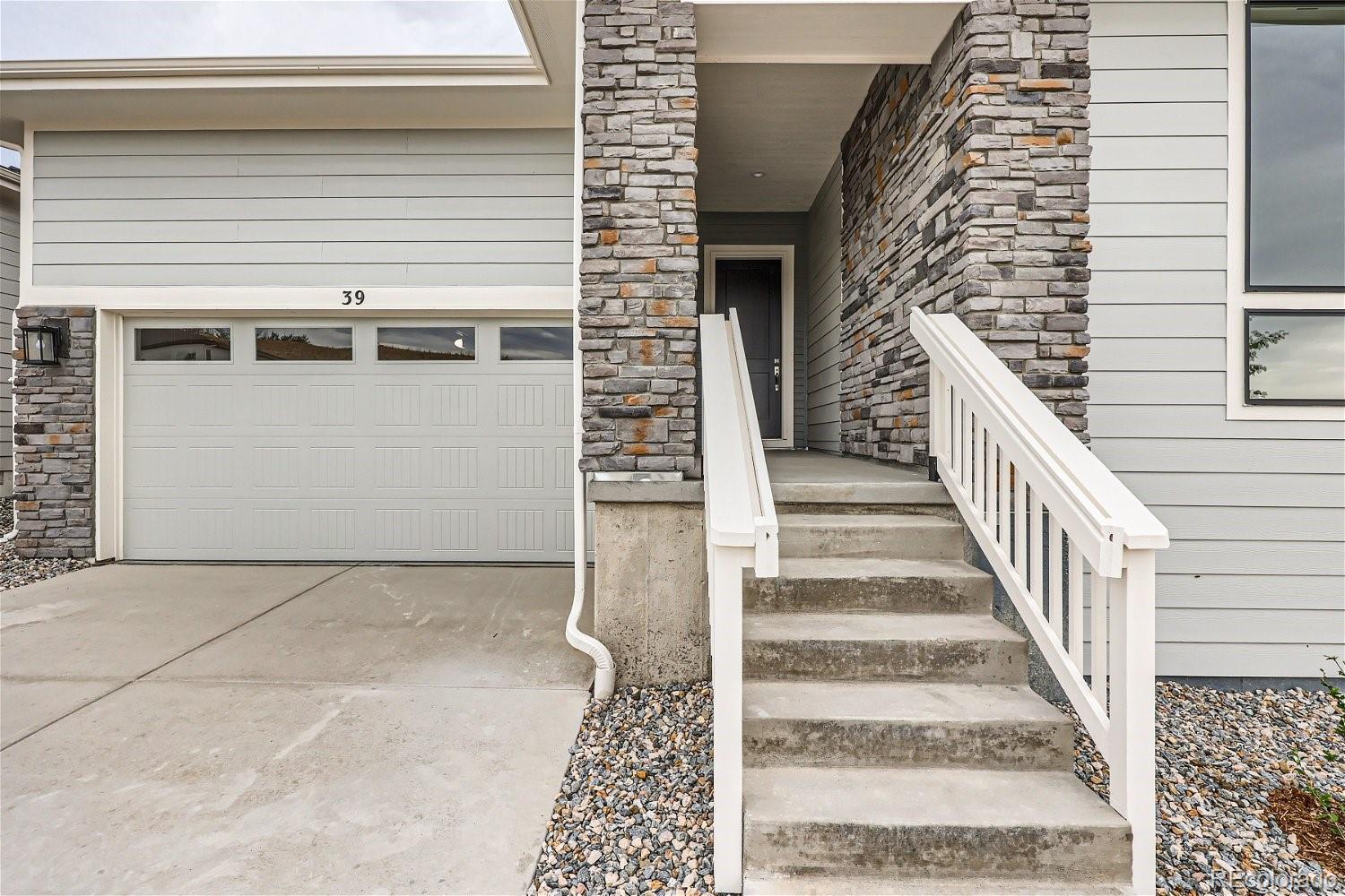 39 Leafy Aster Lane, Castle Rock, CO 80104, 2 Bedrooms Bedrooms, ,2 BathroomsBathrooms,Residential,For Sale,Leafy Aster,REC7637471