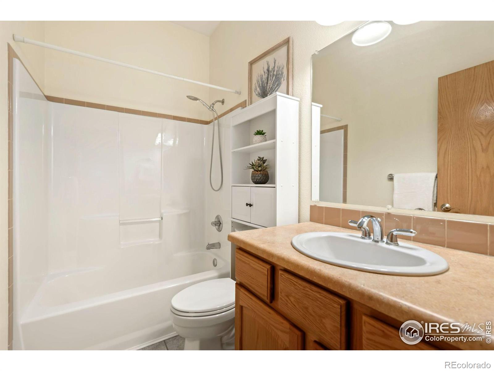 949 Sunchase Drive, Fort Collins, CO 80524, 2 Bedrooms Bedrooms, ,2 BathroomsBathrooms,Residential,For Sale,Sunchase,RECIR1013341
