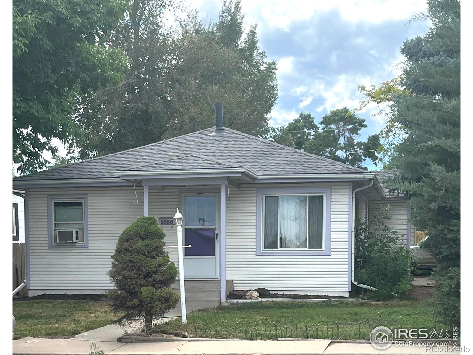 1555 Monroe Avenue, Loveland, CO 80538, 3 Bedrooms Bedrooms, ,2 BathroomsBathrooms,Residential,For Sale,Monroe,RECIR1013363