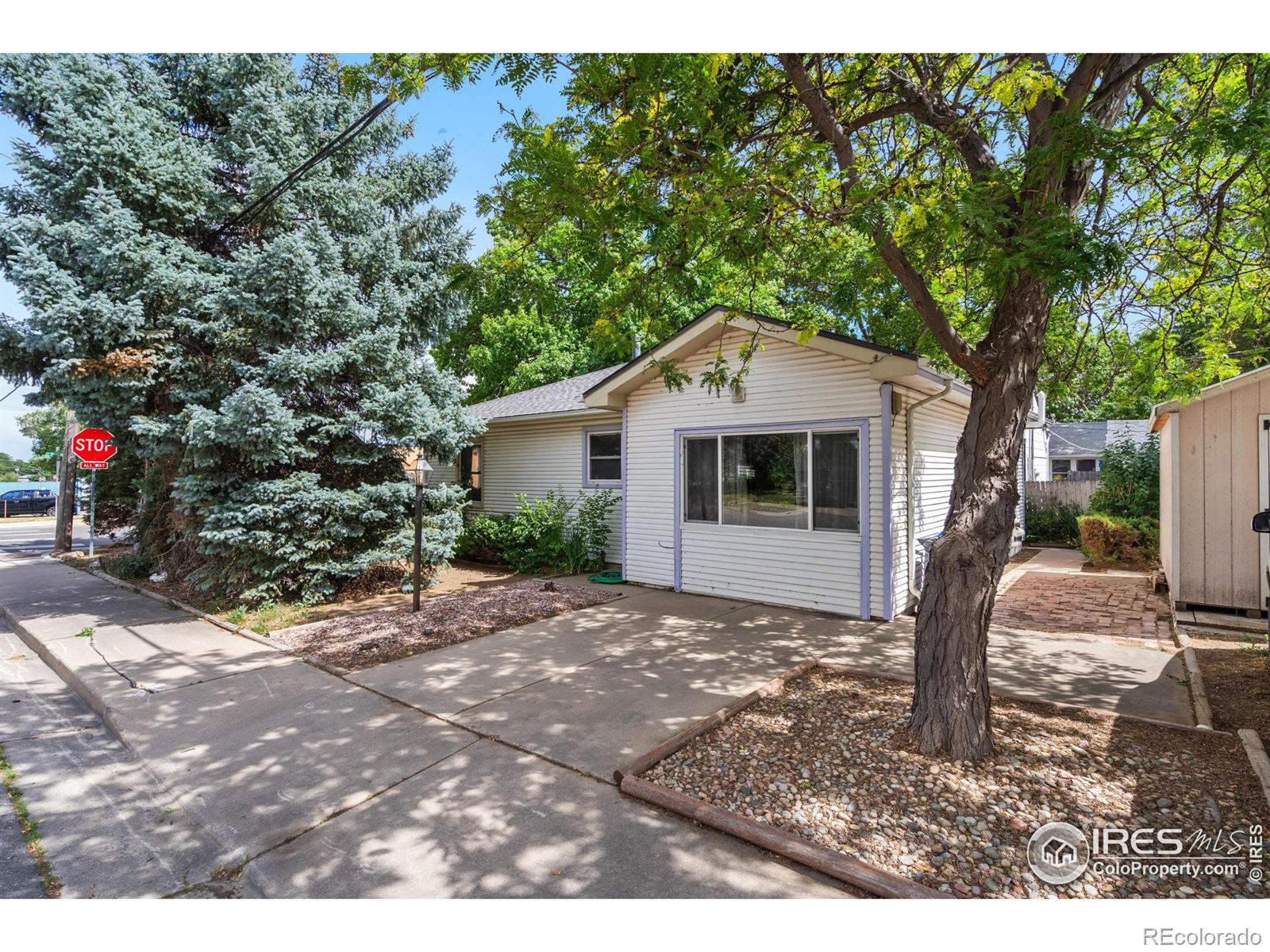 1555 Monroe Avenue, Loveland, CO 80538, 3 Bedrooms Bedrooms, ,2 BathroomsBathrooms,Residential,For Sale,Monroe,RECIR1013363