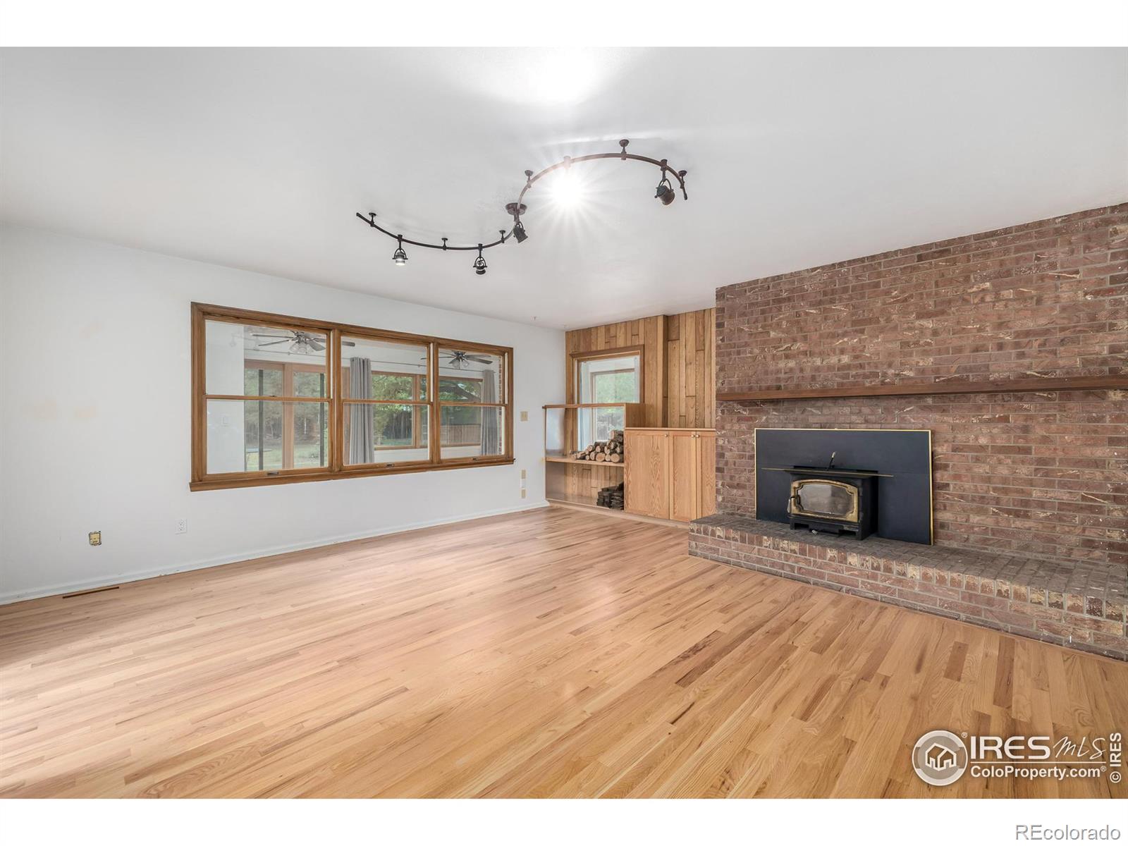 3833 57th Street, Boulder, CO 80301, 4 Bedrooms Bedrooms, ,3 BathroomsBathrooms,Residential,For Sale,57th,RECIR1013400