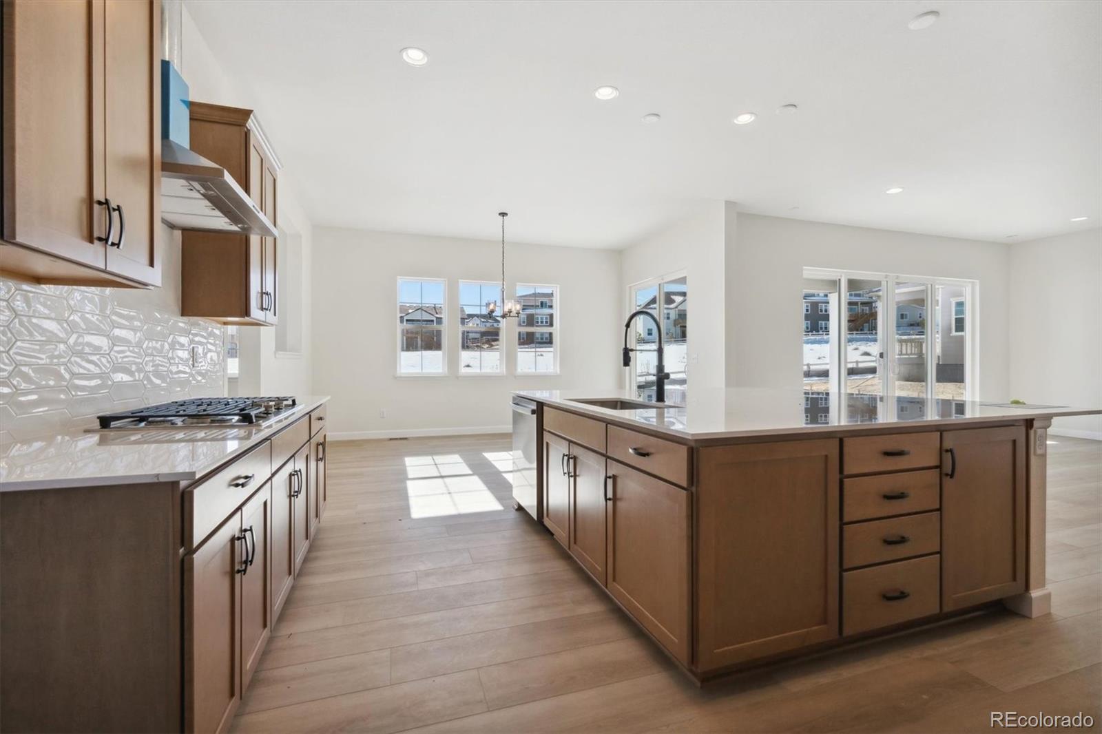 5102 Hickory Oaks Street, Castle Rock, CO 80104, 5 Bedrooms Bedrooms, ,5 BathroomsBathrooms,Residential,For Sale,Hickory Oaks,REC9259272