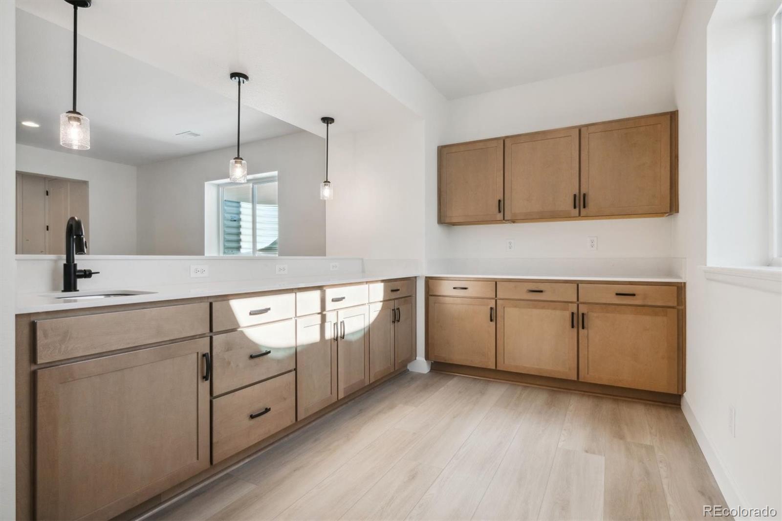 5102 Hickory Oaks Street, Castle Rock, CO 80104, 5 Bedrooms Bedrooms, ,5 BathroomsBathrooms,Residential,For Sale,Hickory Oaks,REC9259272