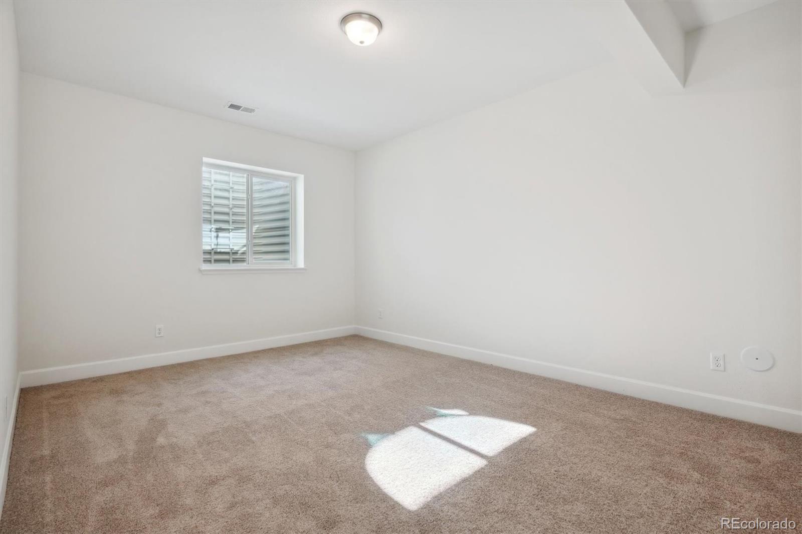 5102 Hickory Oaks Street, Castle Rock, CO 80104, 5 Bedrooms Bedrooms, ,5 BathroomsBathrooms,Residential,For Sale,Hickory Oaks,REC9259272