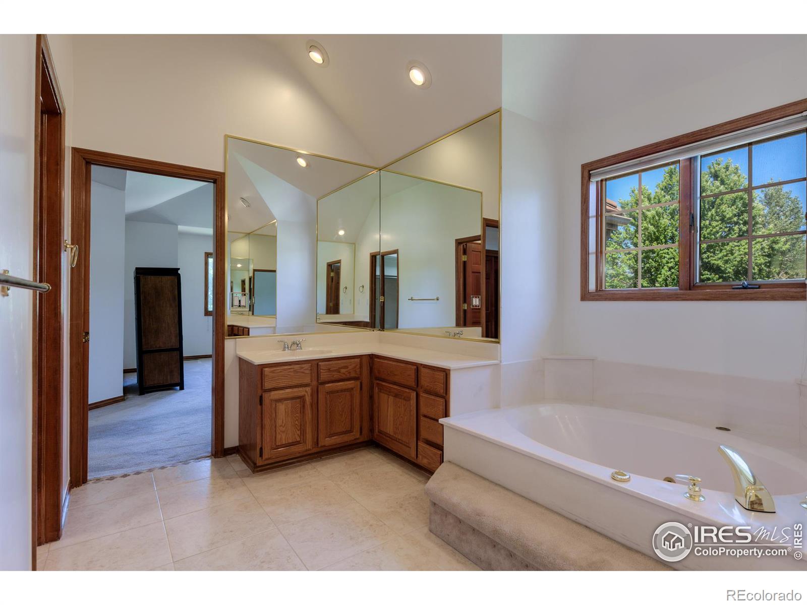 1299 Teal Court, Boulder, CO 80303, 4 Bedrooms Bedrooms, ,5 BathroomsBathrooms,Residential,For Sale,Teal,RECIR1013415