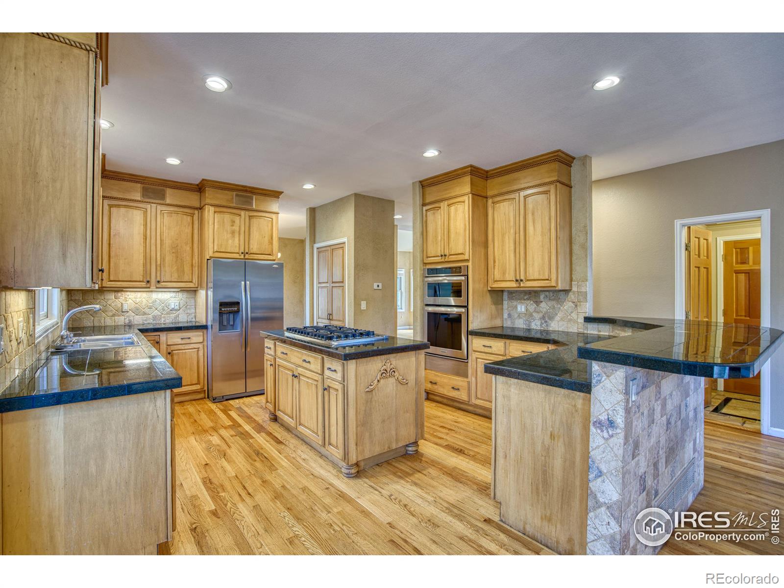 2875 Island Drive, Boulder, CO 80301, 4 Bedrooms Bedrooms, ,4 BathroomsBathrooms,Residential,For Sale,Island,RECIR1013461