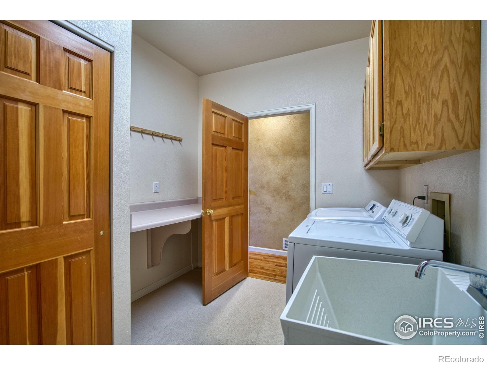 2875 Island Drive, Boulder, CO 80301, 4 Bedrooms Bedrooms, ,4 BathroomsBathrooms,Residential,For Sale,Island,RECIR1013461
