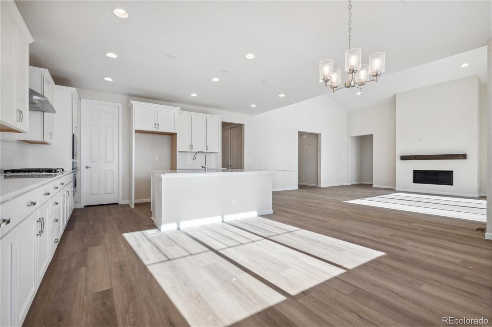 4121 River Oaks Street, Castle Rock, CO 80104, 4 Bedrooms Bedrooms, ,4 BathroomsBathrooms,Residential,For Sale,River Oaks,REC6785554