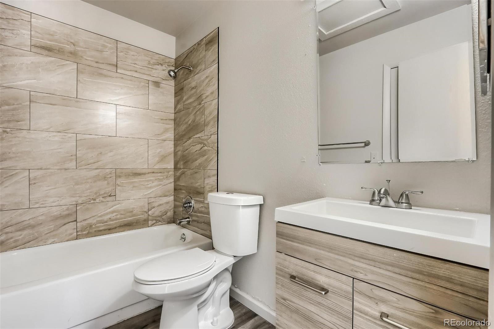 871 S Uravan Court, Aurora, CO 80017, 8 Bedrooms Bedrooms, ,4 BathroomsBathrooms,Income,For Sale,Uravan,REC4882467