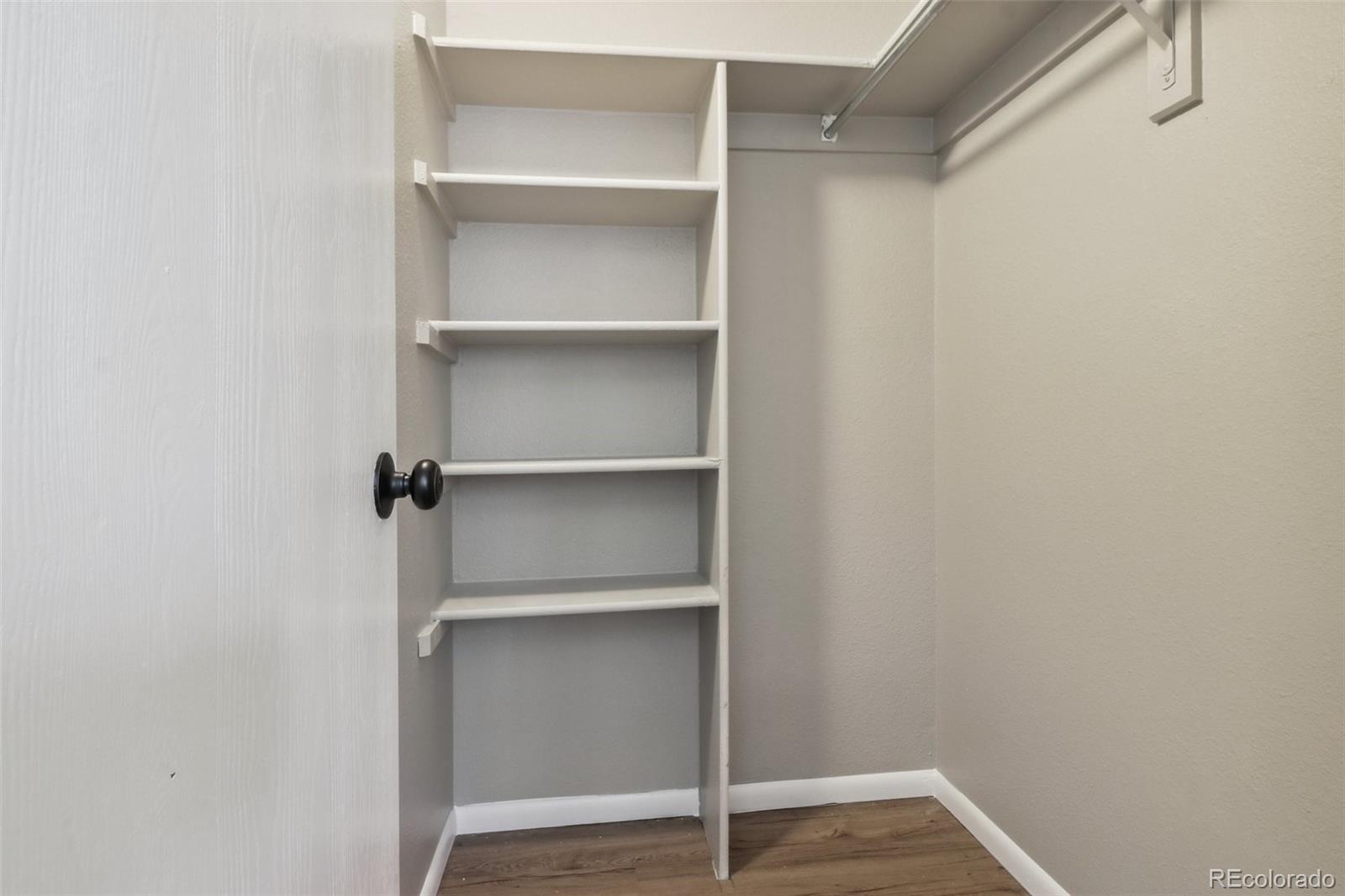 871 S Uravan Court, Aurora, CO 80017, 8 Bedrooms Bedrooms, ,4 BathroomsBathrooms,Income,For Sale,Uravan,REC4882467