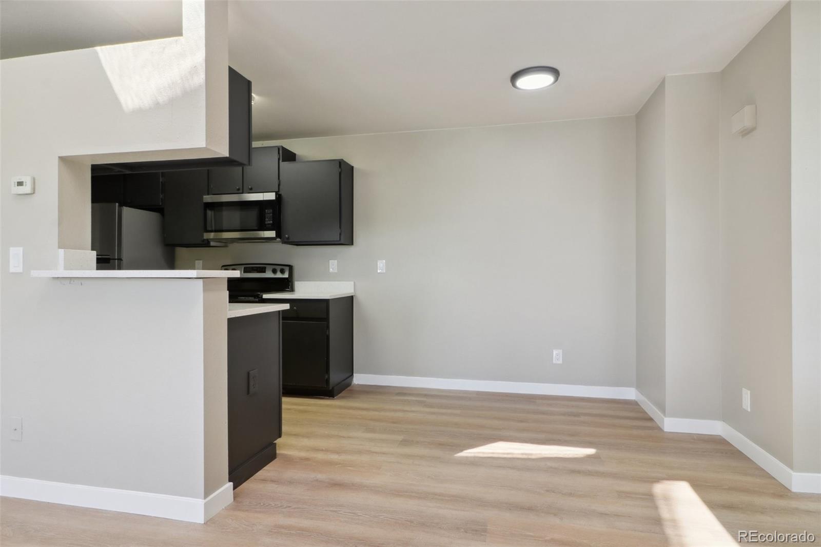 871 S Uravan Court, Aurora, CO 80017, 8 Bedrooms Bedrooms, ,4 BathroomsBathrooms,Income,For Sale,Uravan,REC4882467