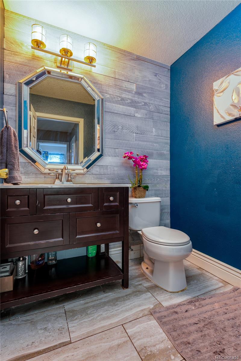 22160 Wintergreen Way, Parker, CO 80138, 5 Bedrooms Bedrooms, ,4 BathroomsBathrooms,Residential,For Sale,Wintergreen,REC4037601