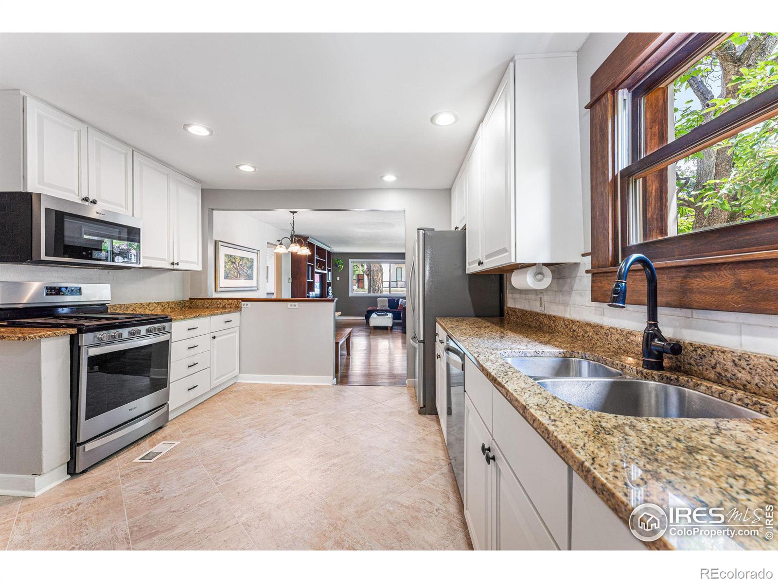 2189 Grant Street, Denver, CO 80210, 4 Bedrooms Bedrooms, ,2 BathroomsBathrooms,Residential,For Sale,Grant,RECIR1013790