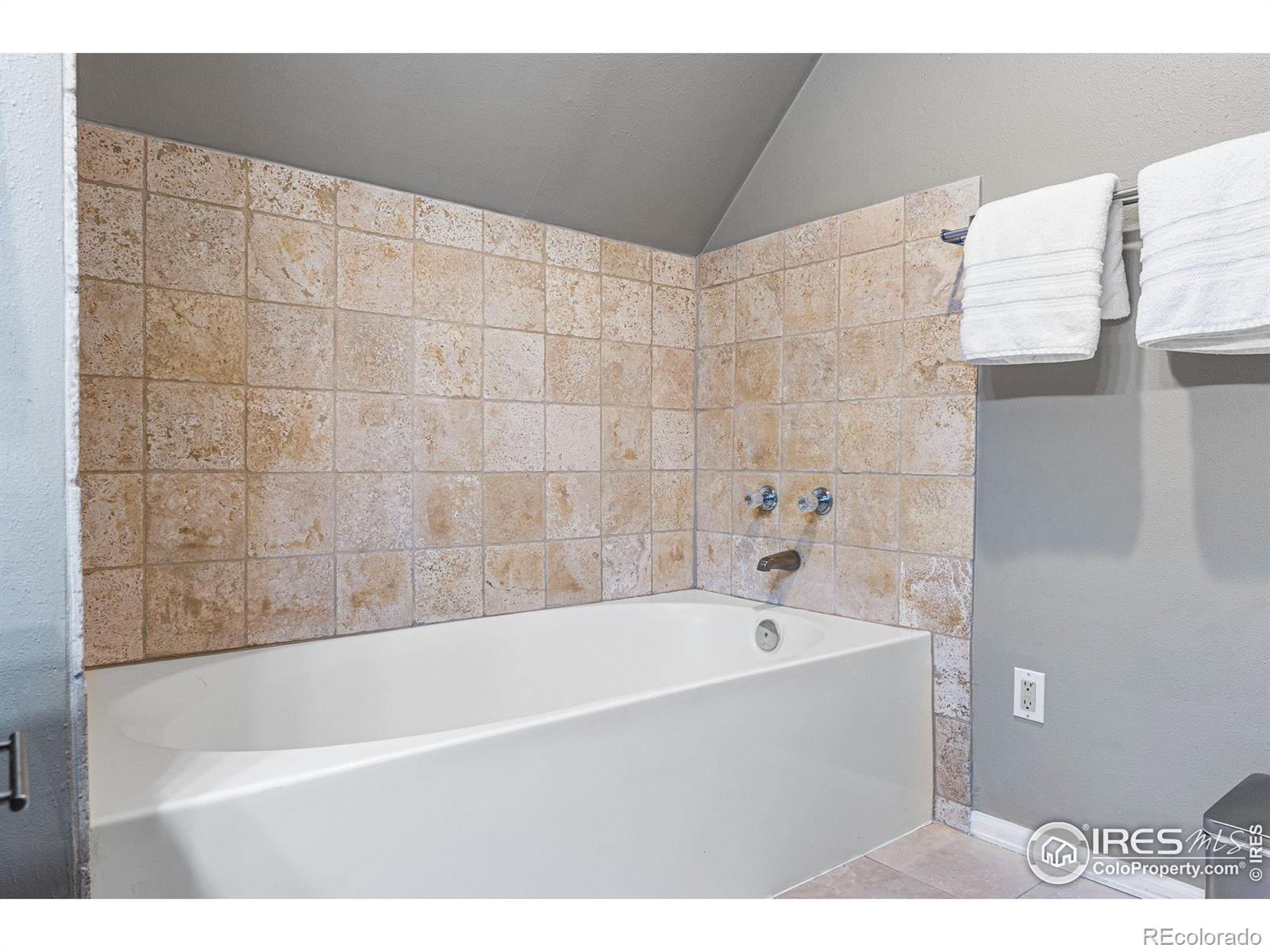 2189 Grant Street, Denver, CO 80210, 4 Bedrooms Bedrooms, ,2 BathroomsBathrooms,Residential,For Sale,Grant,RECIR1013790