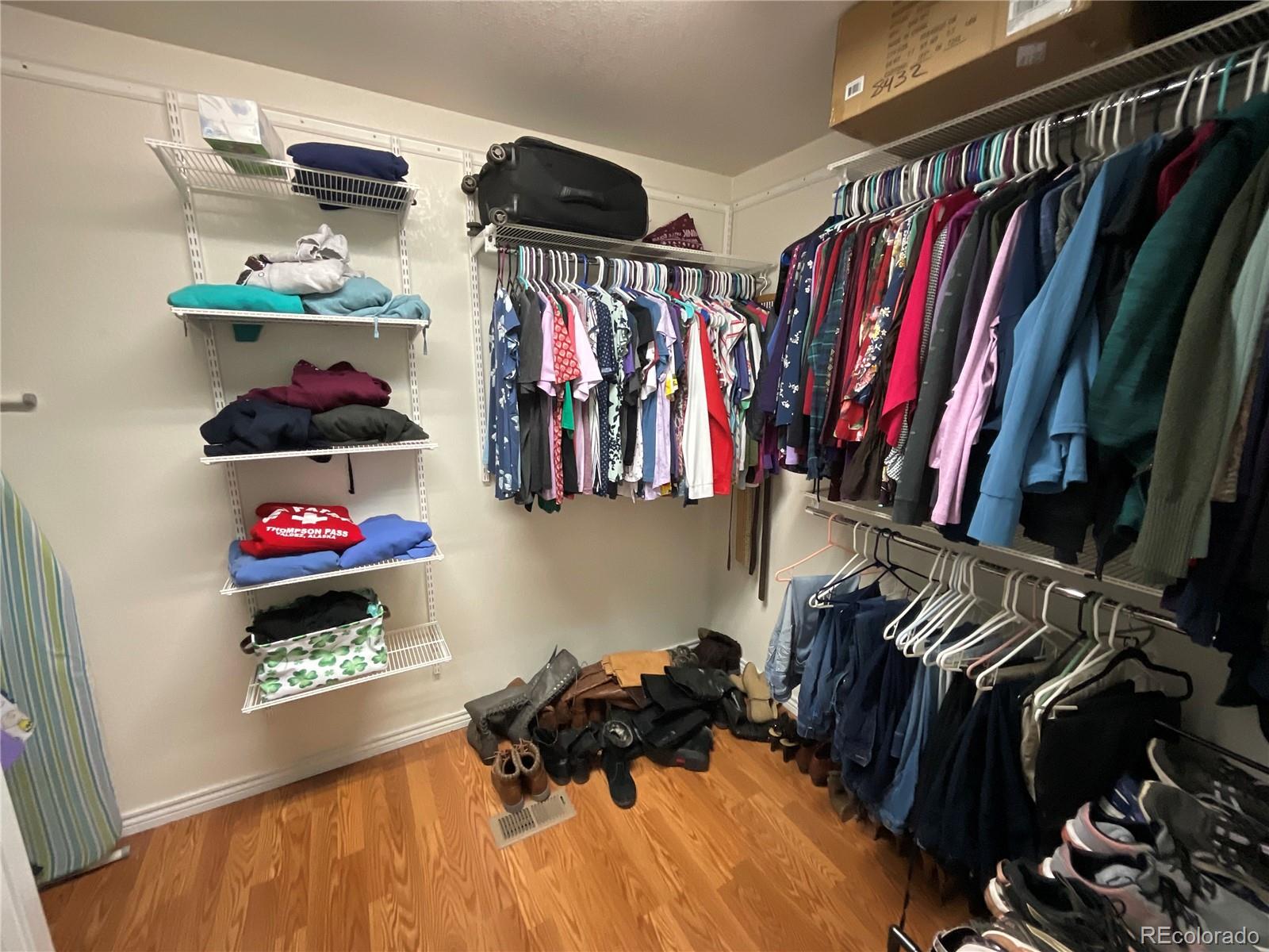 14010 Shannon Drive, Broomfield, CO 80023, 4 Bedrooms Bedrooms, ,4 BathroomsBathrooms,Residential,For Sale,Shannon,REC1930006