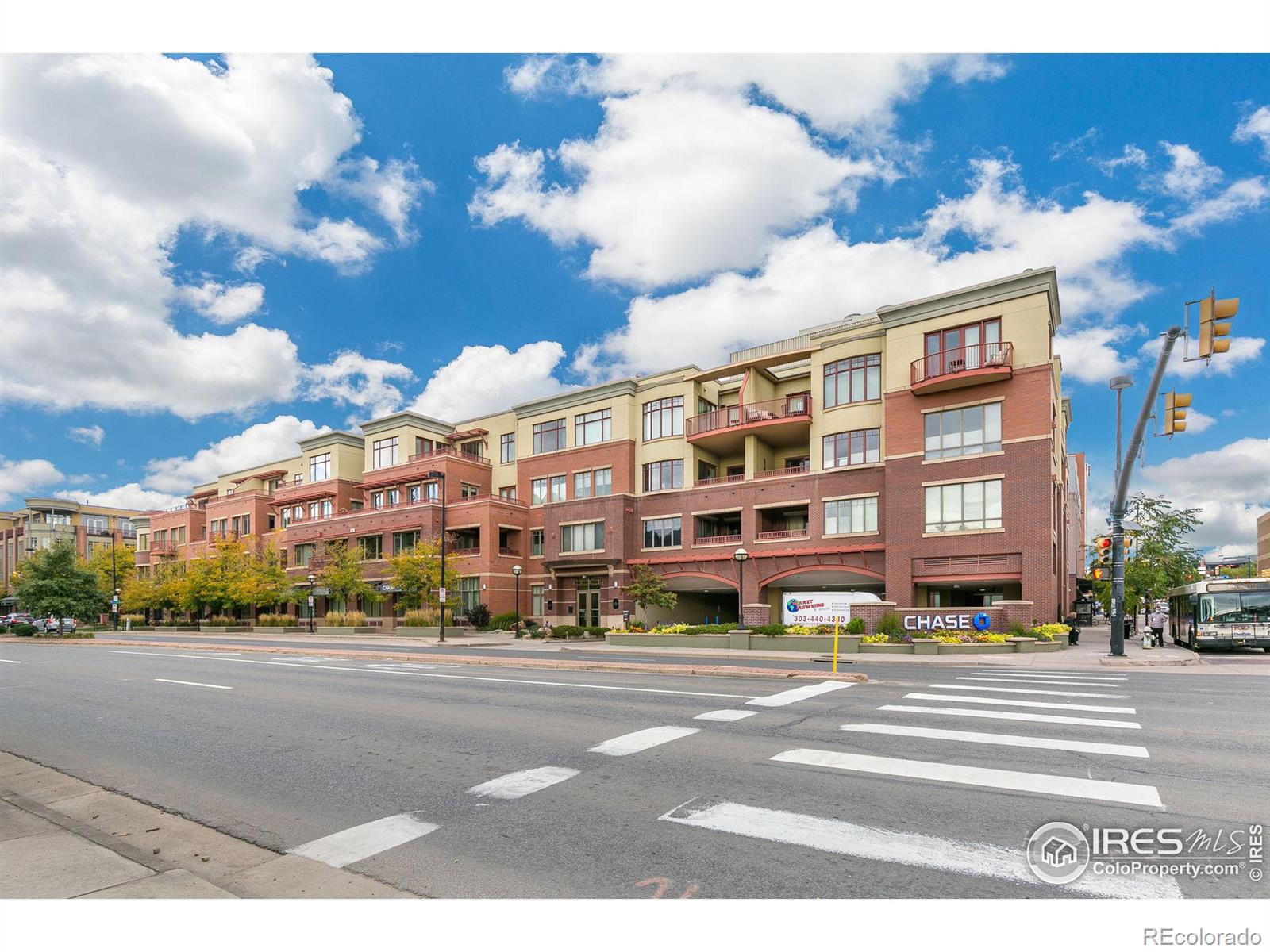 1301 Canyon Boulevard #207, Boulder, CO 80302, 2 Bedrooms Bedrooms, ,2 BathroomsBathrooms,Residential,For Sale,Canyon,RECIR1013892