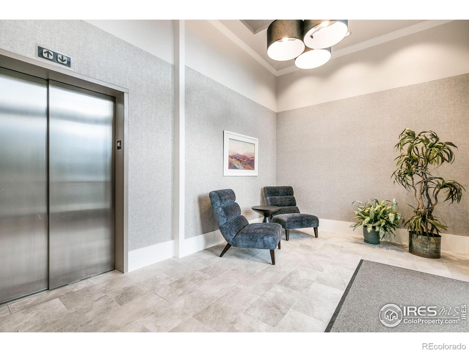 1301 Canyon Boulevard #207, Boulder, CO 80302, 2 Bedrooms Bedrooms, ,2 BathroomsBathrooms,Residential,For Sale,Canyon,RECIR1013892