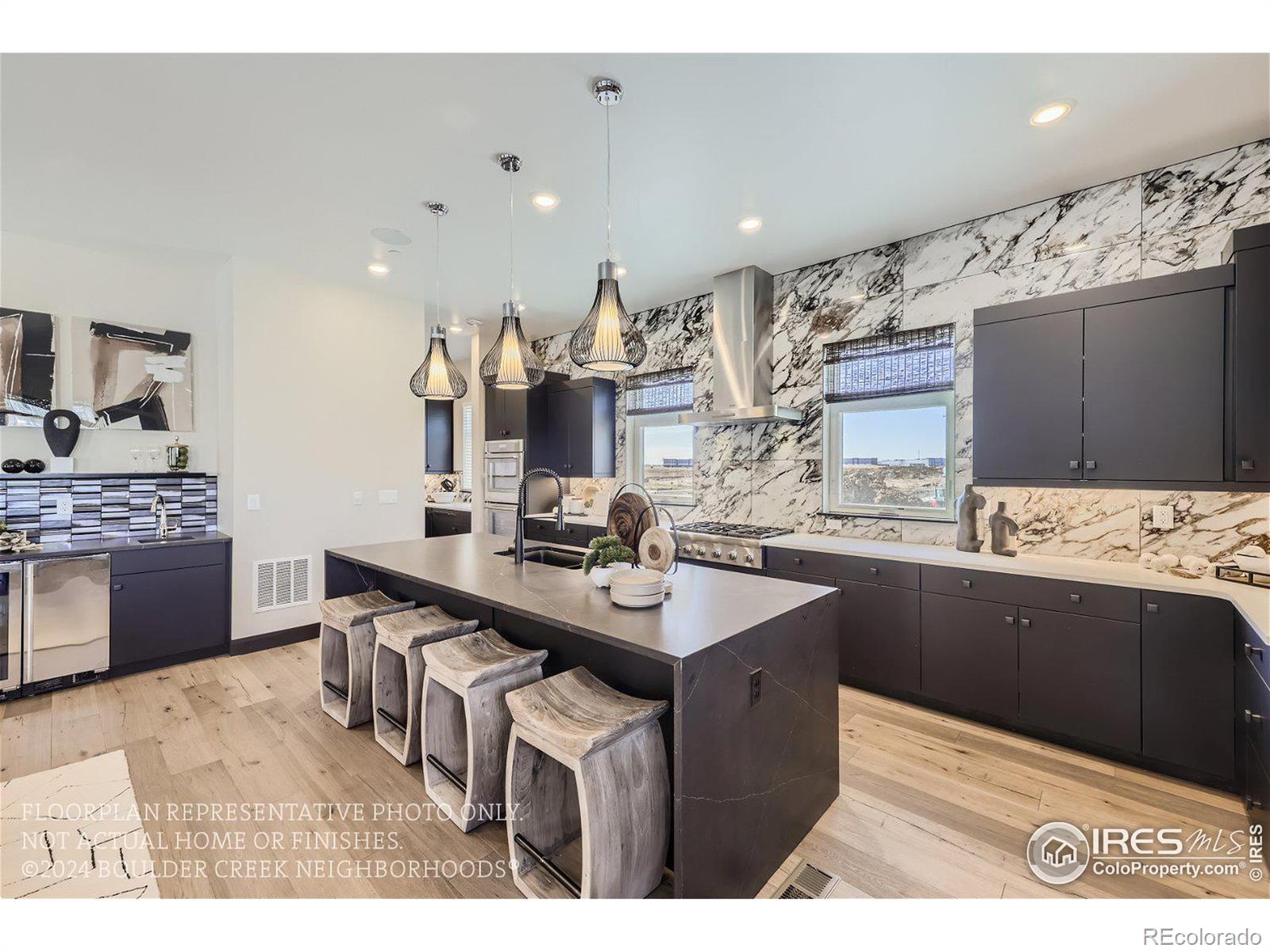 16599 Peak Way, Broomfield, CO 80023, 5 Bedrooms Bedrooms, ,5 BathroomsBathrooms,Residential,For Sale,Peak,RECIR1013999