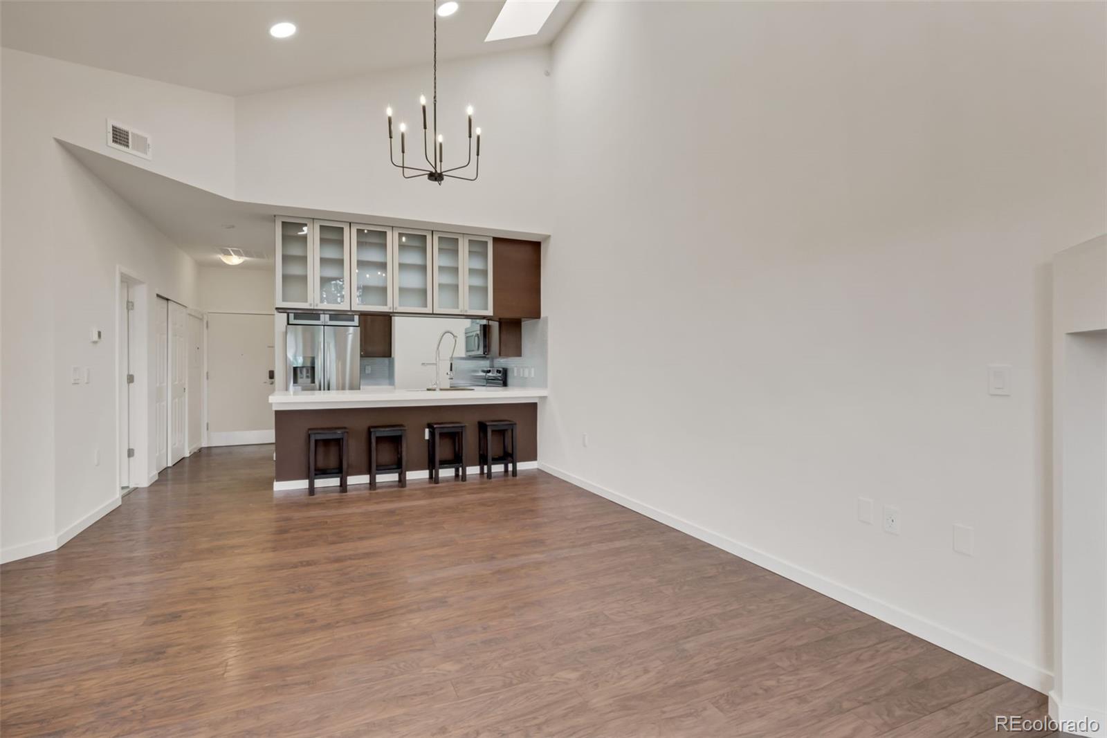 1000 1st Avenue #405, Denver, CO 80218, 2 Bedrooms Bedrooms, ,1 BathroomBathrooms,Residential,For Sale,PARKSIDE ON CHERRY CREEK,1st,REC3998892