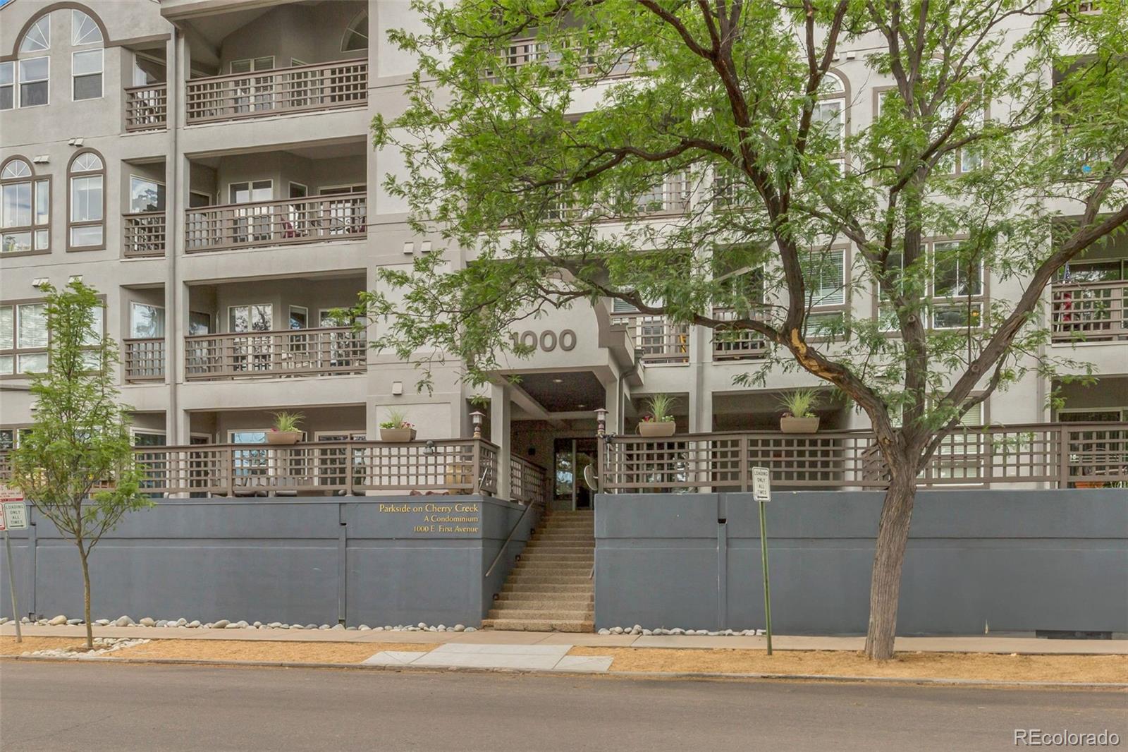 1000 1st Avenue #405, Denver, CO 80218, 2 Bedrooms Bedrooms, ,1 BathroomBathrooms,Residential,For Sale,PARKSIDE ON CHERRY CREEK,1st,REC3998892