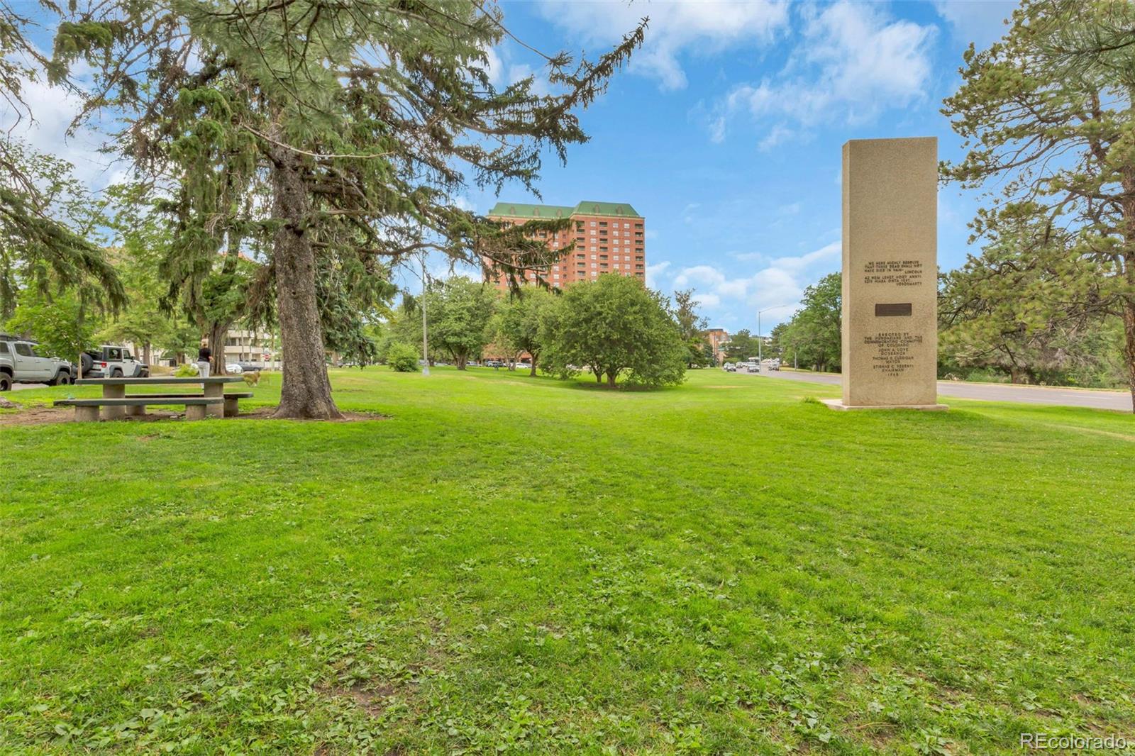 1000 1st Avenue #405, Denver, CO 80218, 2 Bedrooms Bedrooms, ,1 BathroomBathrooms,Residential,For Sale,PARKSIDE ON CHERRY CREEK,1st,REC3998892