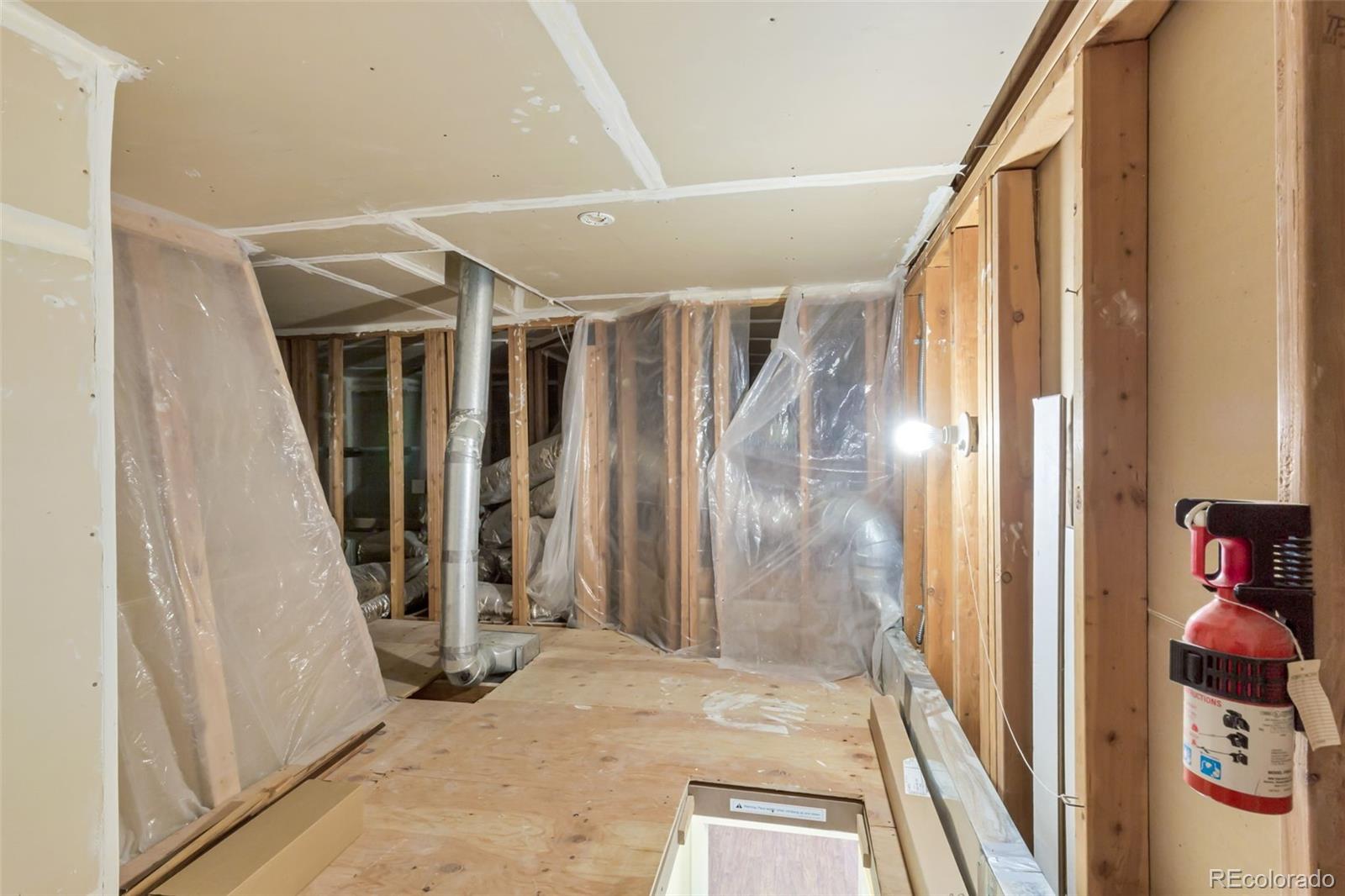 1000 1st Avenue #405, Denver, CO 80218, 2 Bedrooms Bedrooms, ,1 BathroomBathrooms,Residential,For Sale,PARKSIDE ON CHERRY CREEK,1st,REC3998892