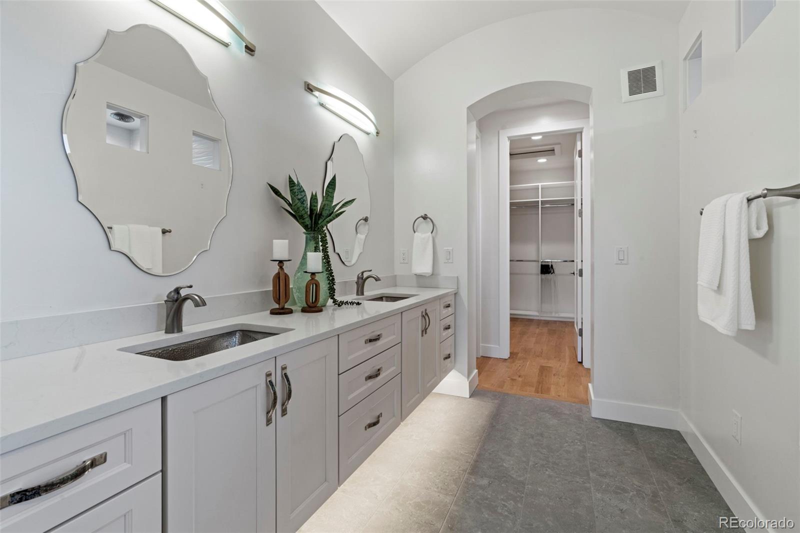 2164 Avenida Del Sol, Castle Rock, CO 80104, 4 Bedrooms Bedrooms, ,5 BathroomsBathrooms,Residential,For Sale,Avenida Del Sol,REC9507562