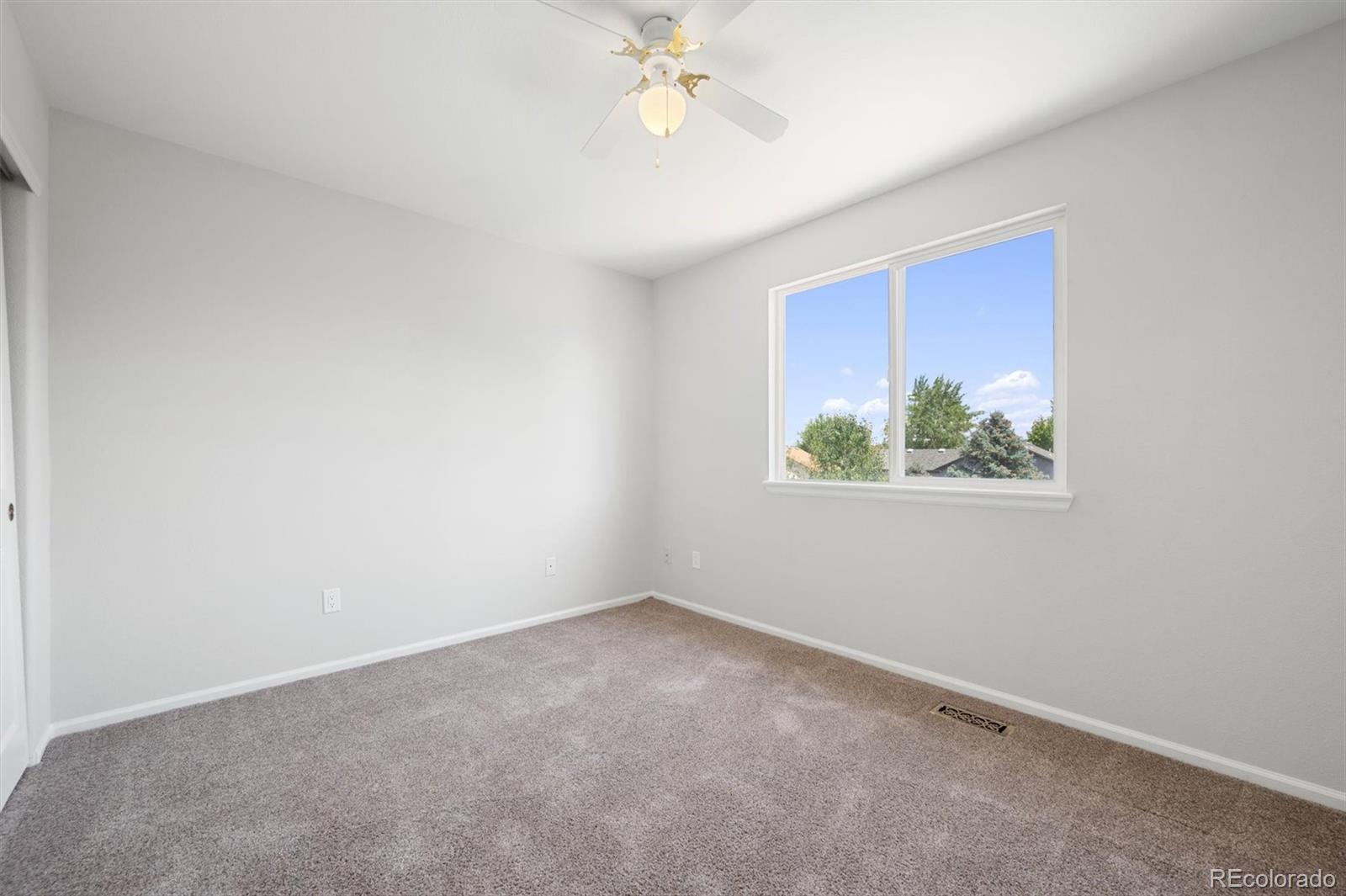 4968 Kingston Avenue, Highlands Ranch, CO 80130, 5 Bedrooms Bedrooms, ,3 BathroomsBathrooms,Residential,For Sale,Kingston,REC8150276