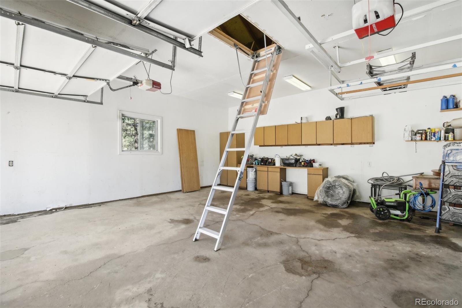 13368 Hedi Road, Woodland Park, CO 80863, 5 Bedrooms Bedrooms, ,3 BathroomsBathrooms,Residential,For Sale,Hedi,REC6791452