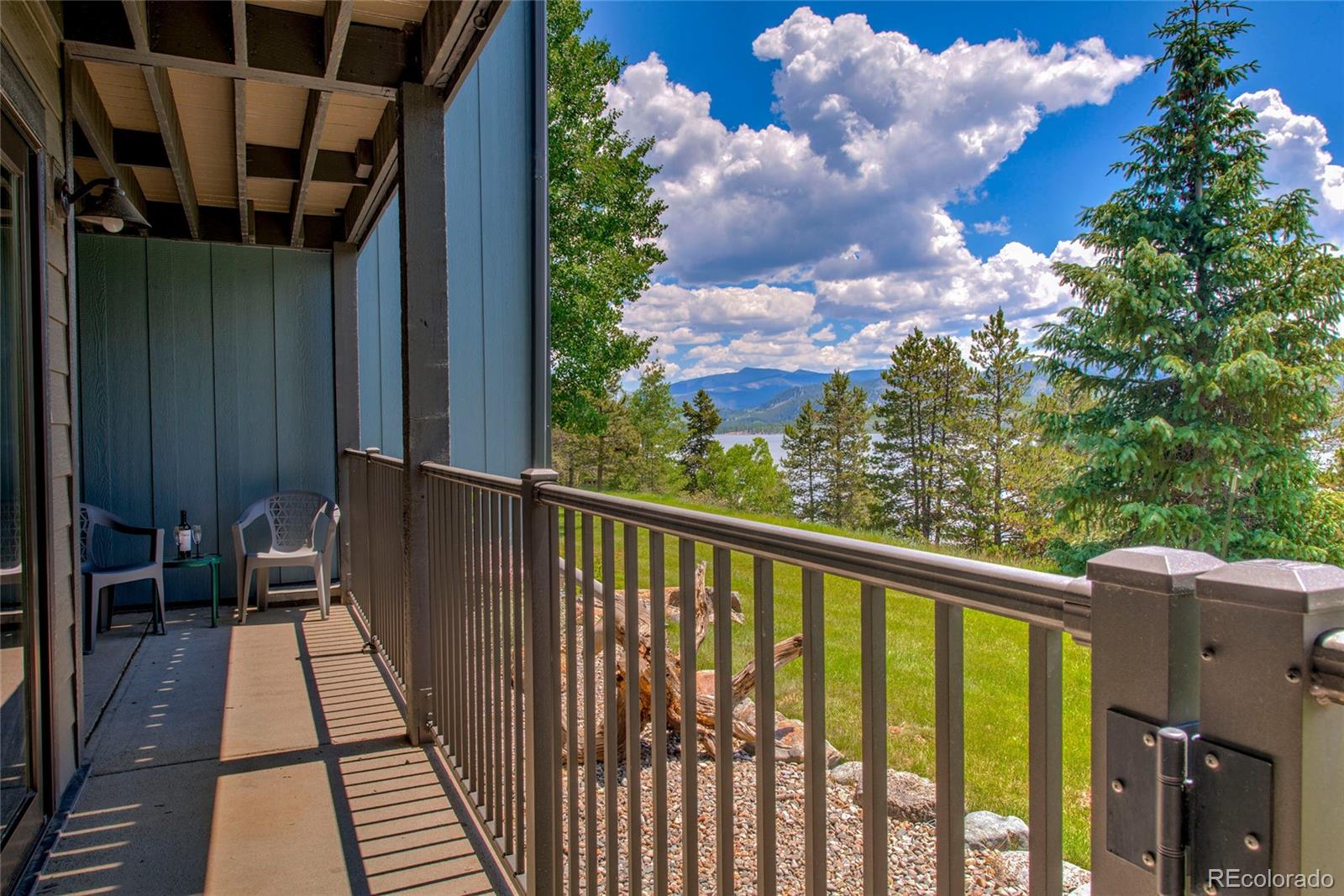 Restricted Address, 2 Bedrooms Bedrooms, ,2 BathroomsBathrooms,Residential,For Sale,Lake Forest Condos,Lakeview,REC2694155