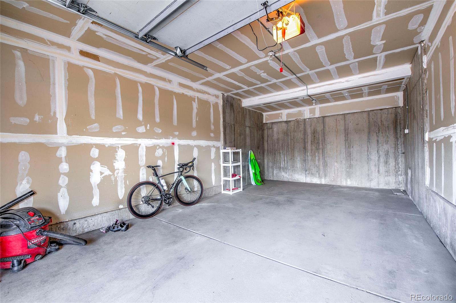 Restricted Address, 2 Bedrooms Bedrooms, ,2 BathroomsBathrooms,Residential,For Sale,Lake Forest Condos,Lakeview,REC2694155
