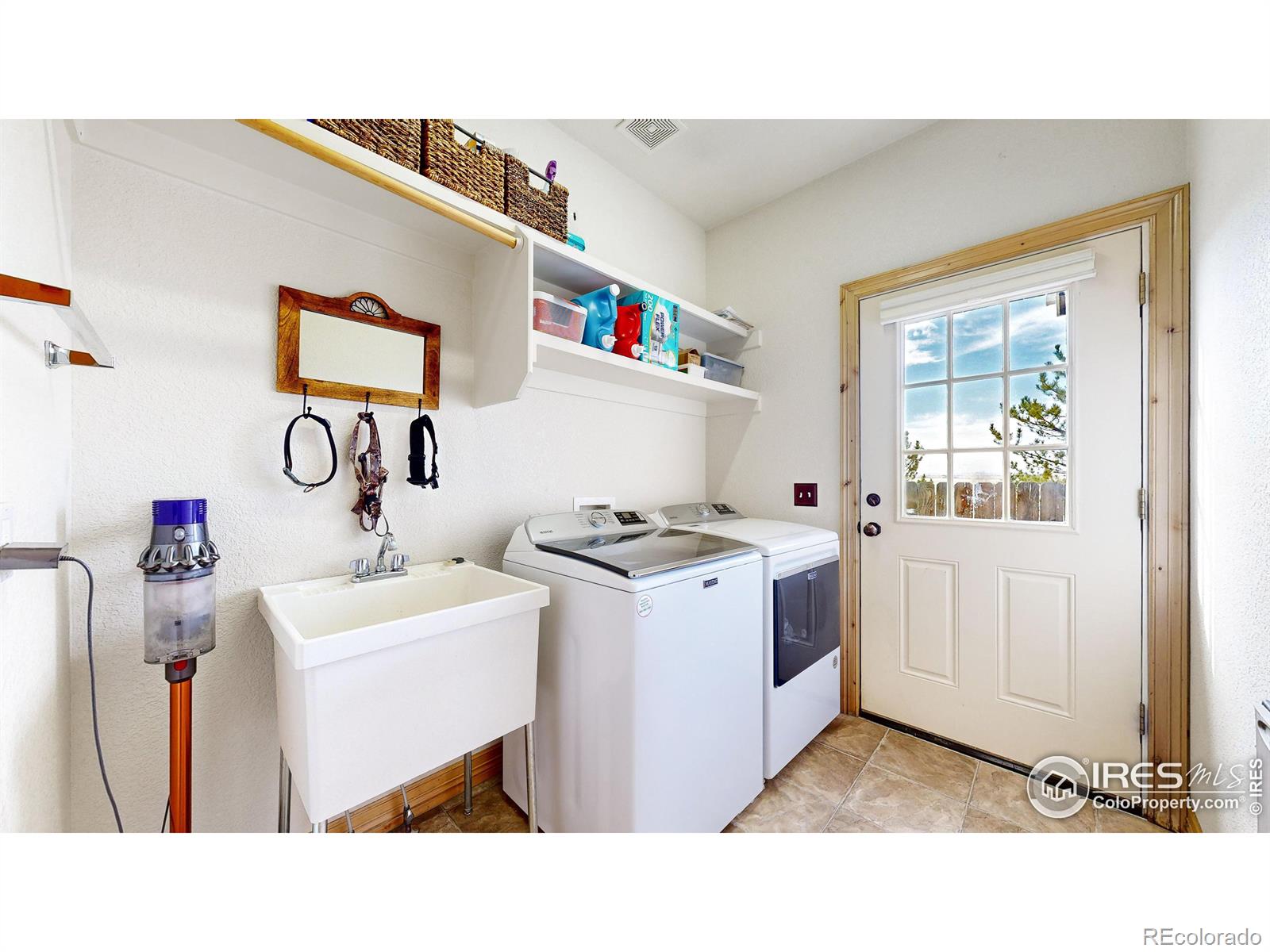 47059 County Road 23, Nunn, CO 80648, 5 Bedrooms Bedrooms, ,3 BathroomsBathrooms,Residential,For Sale,County Road 23,RECIR1014425