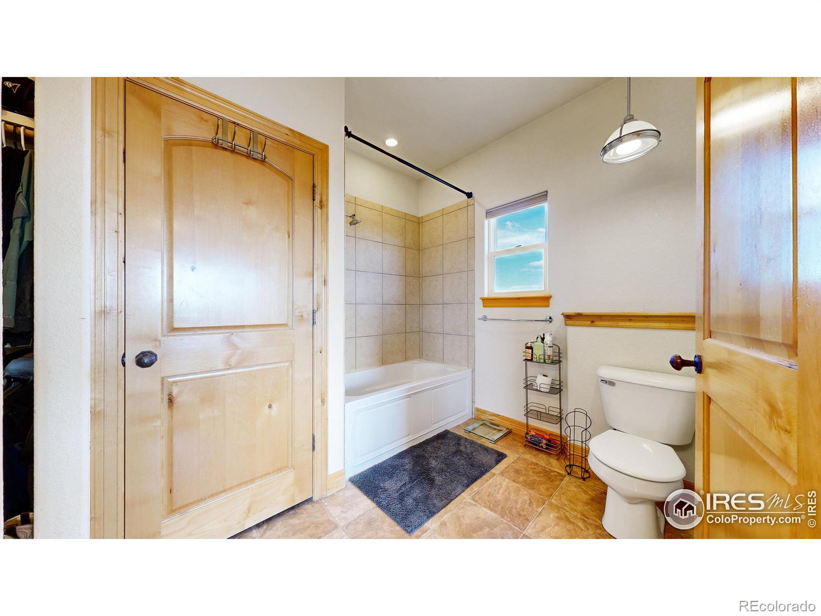 47059 County Road 23, Nunn, CO 80648, 5 Bedrooms Bedrooms, ,3 BathroomsBathrooms,Residential,For Sale,County Road 23,RECIR1014425